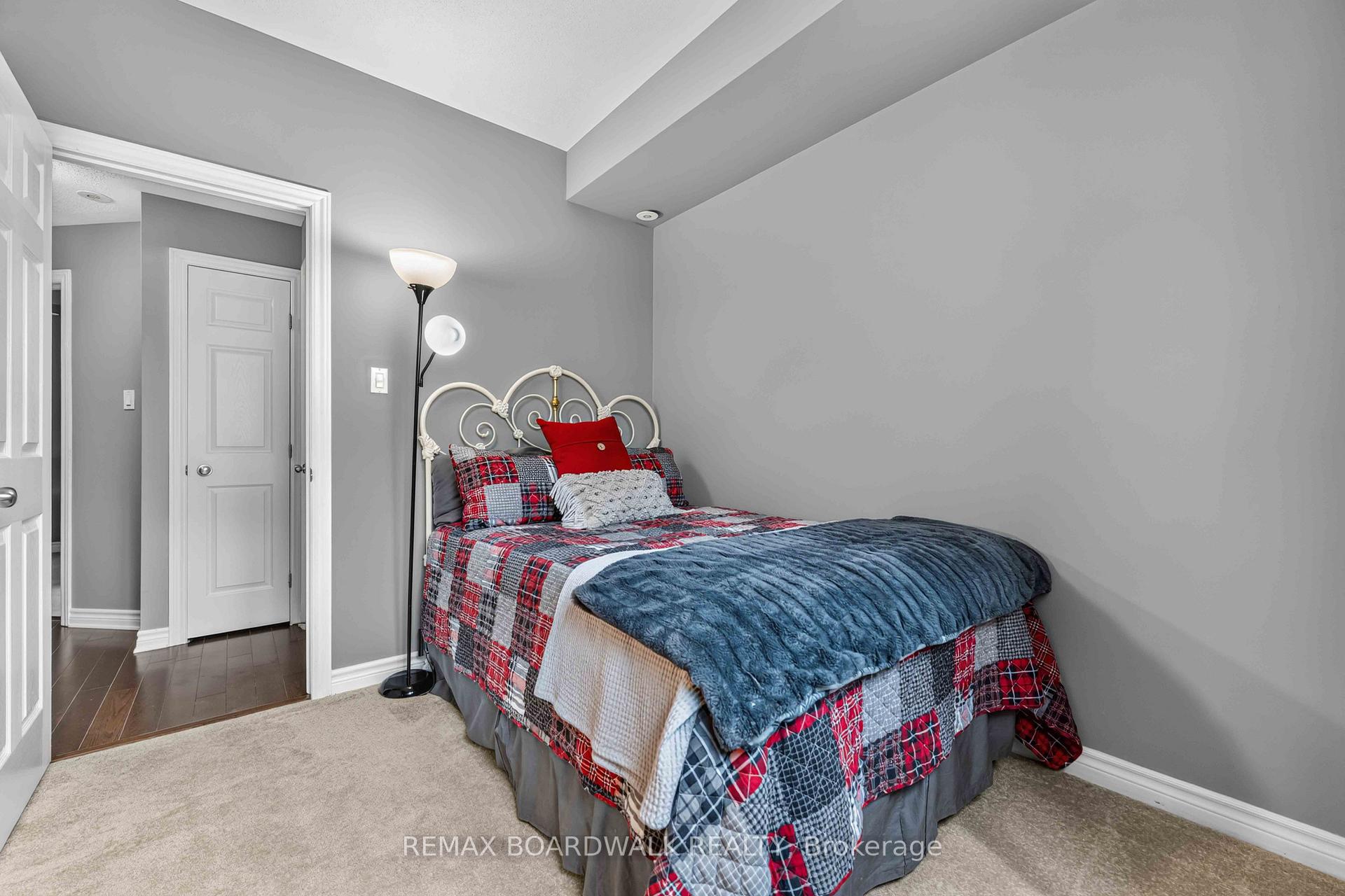 Photo 21 of Unit C, 241 Crestway Drive, Ottawa, Barrhaven East — HOMEH