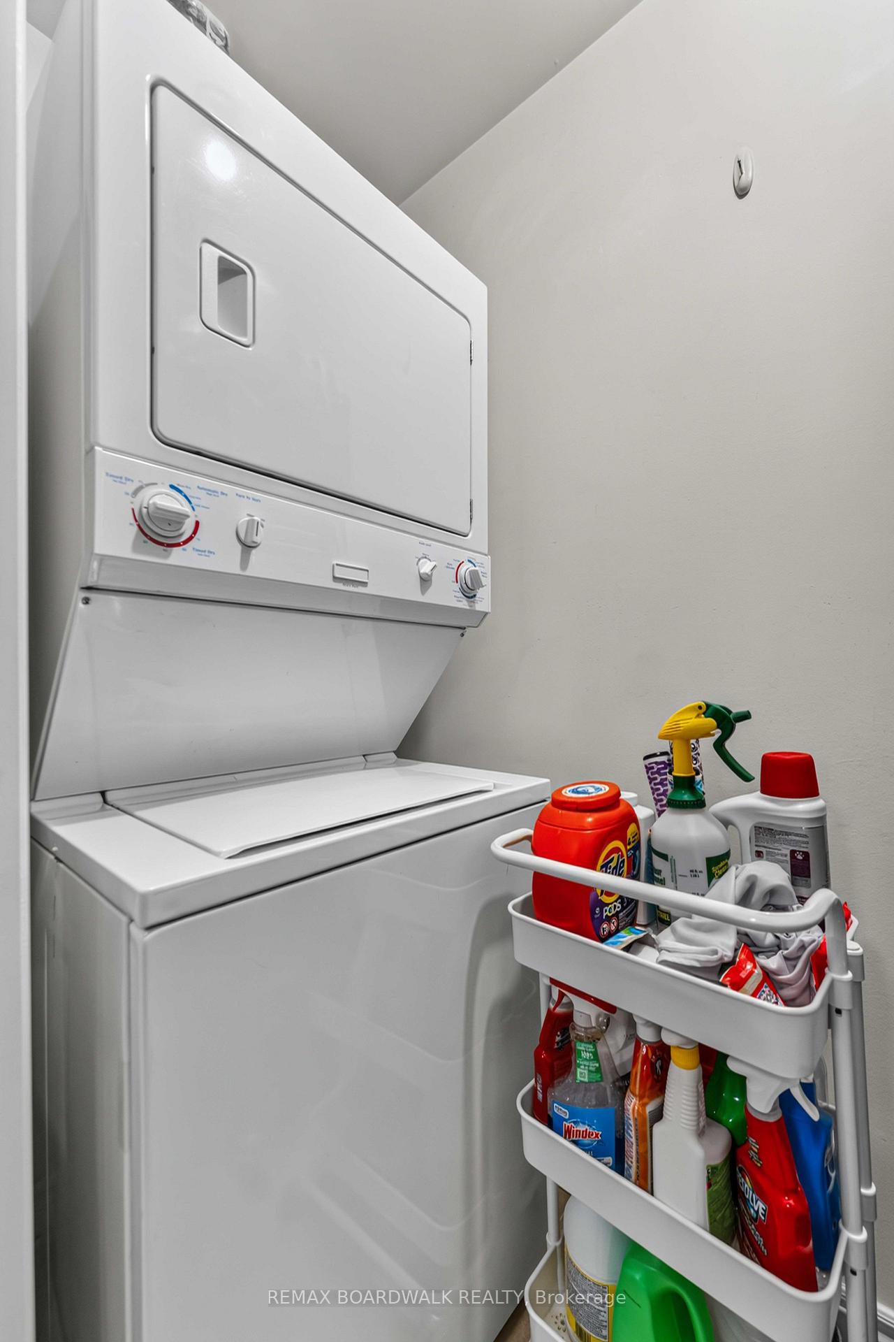 Photo 26 of Unit C, 241 Crestway Drive, Ottawa, Barrhaven East — HOMEH