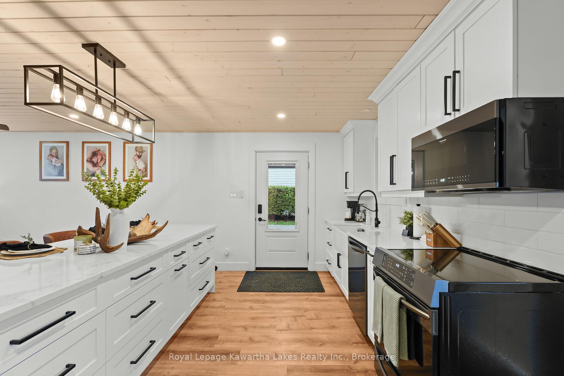 Photo 10 of 2 Kennedy Drive, Kawartha Lakes, Fenelon Falls — HOMEH