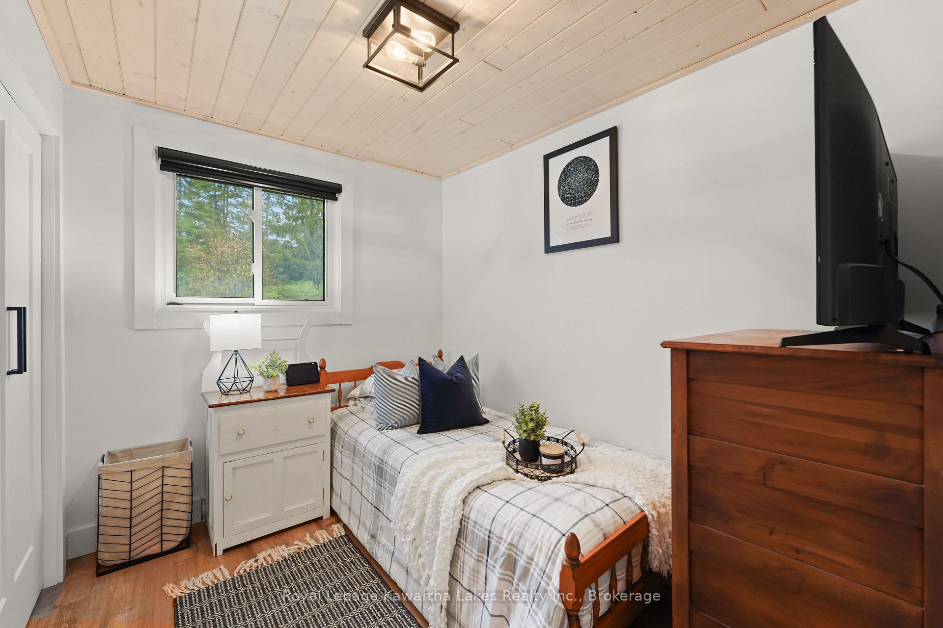 Photo 20 of 2 Kennedy Drive, Kawartha Lakes, Fenelon Falls — HOMEH