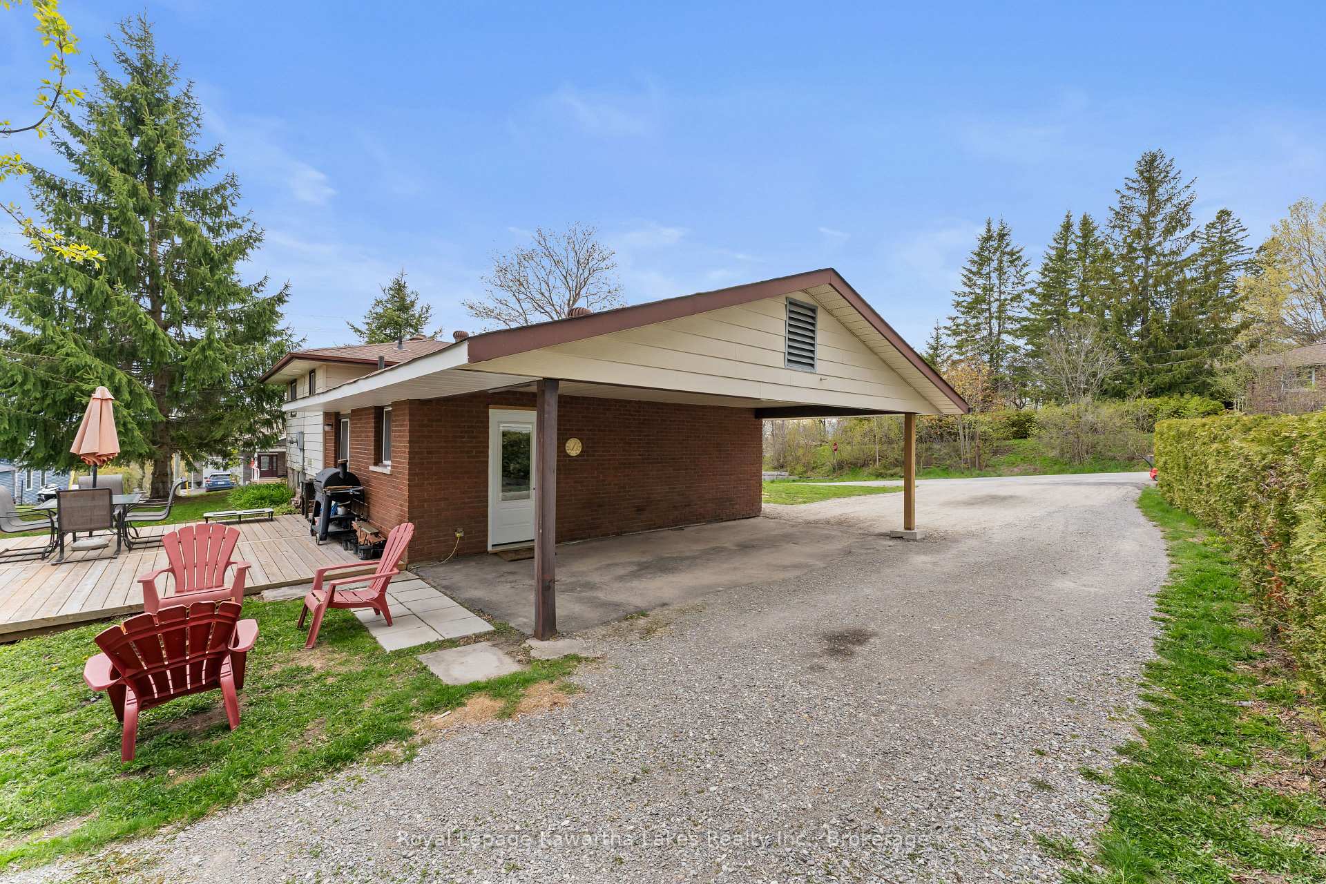 Photo 34 of 2 Kennedy Drive, Kawartha Lakes, Fenelon Falls — HOMEH