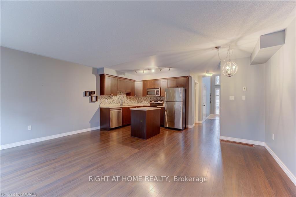 Photo 6 of Unit 60, 20 Mcconkey Crescent, Brantford, East Ward — HOMEH