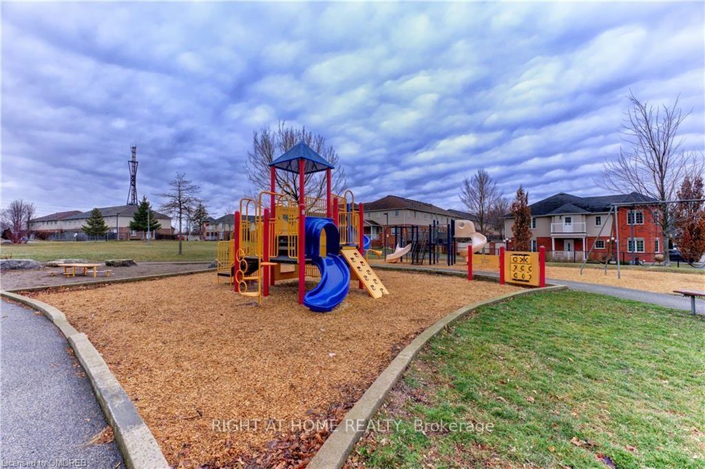 Photo 20 of Unit 60, 20 Mcconkey Crescent, Brantford, East Ward — HOMEH