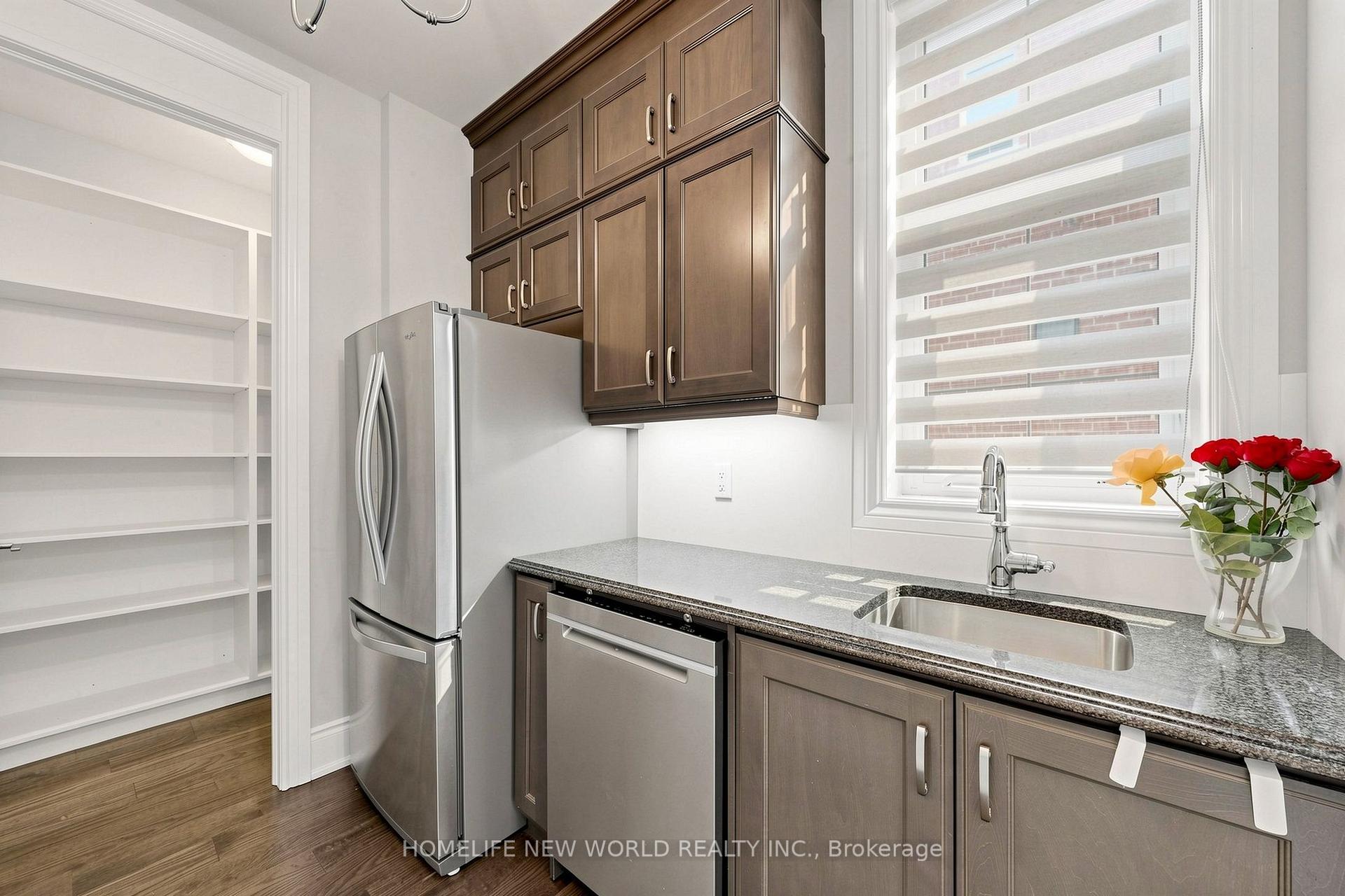 Photo 14 of 62 ridgepoint Road, Vaughan, Kleinburg — HOMEH