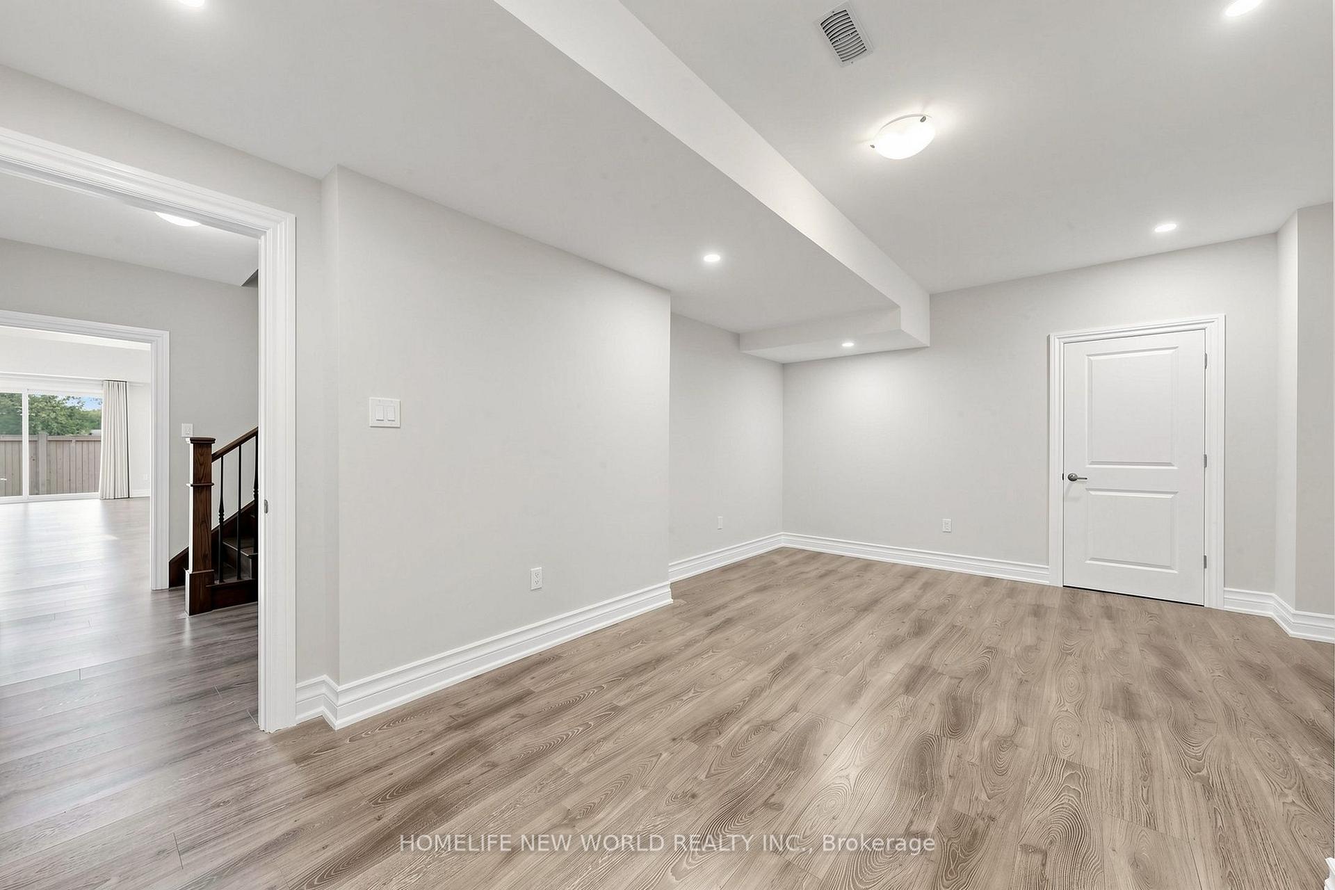 Photo 43 of 62 ridgepoint Road, Vaughan, Kleinburg — HOMEH