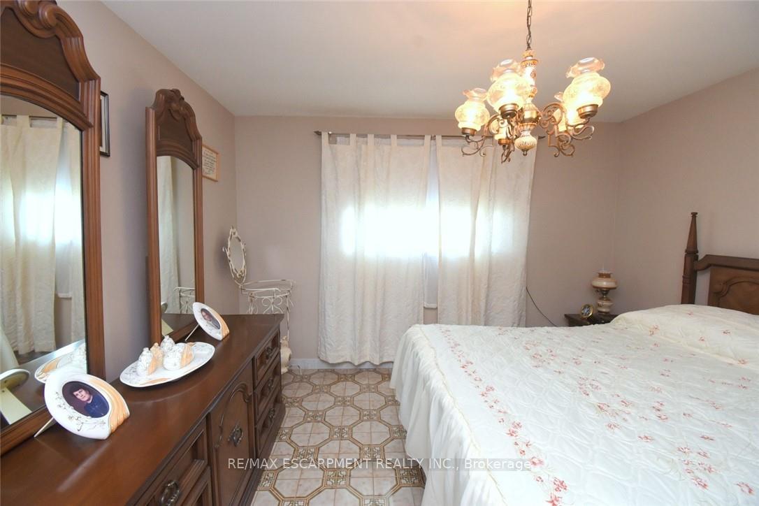 Photo 15 of 36 Abbington Drive, Hamilton, Gilbert — HOMEH