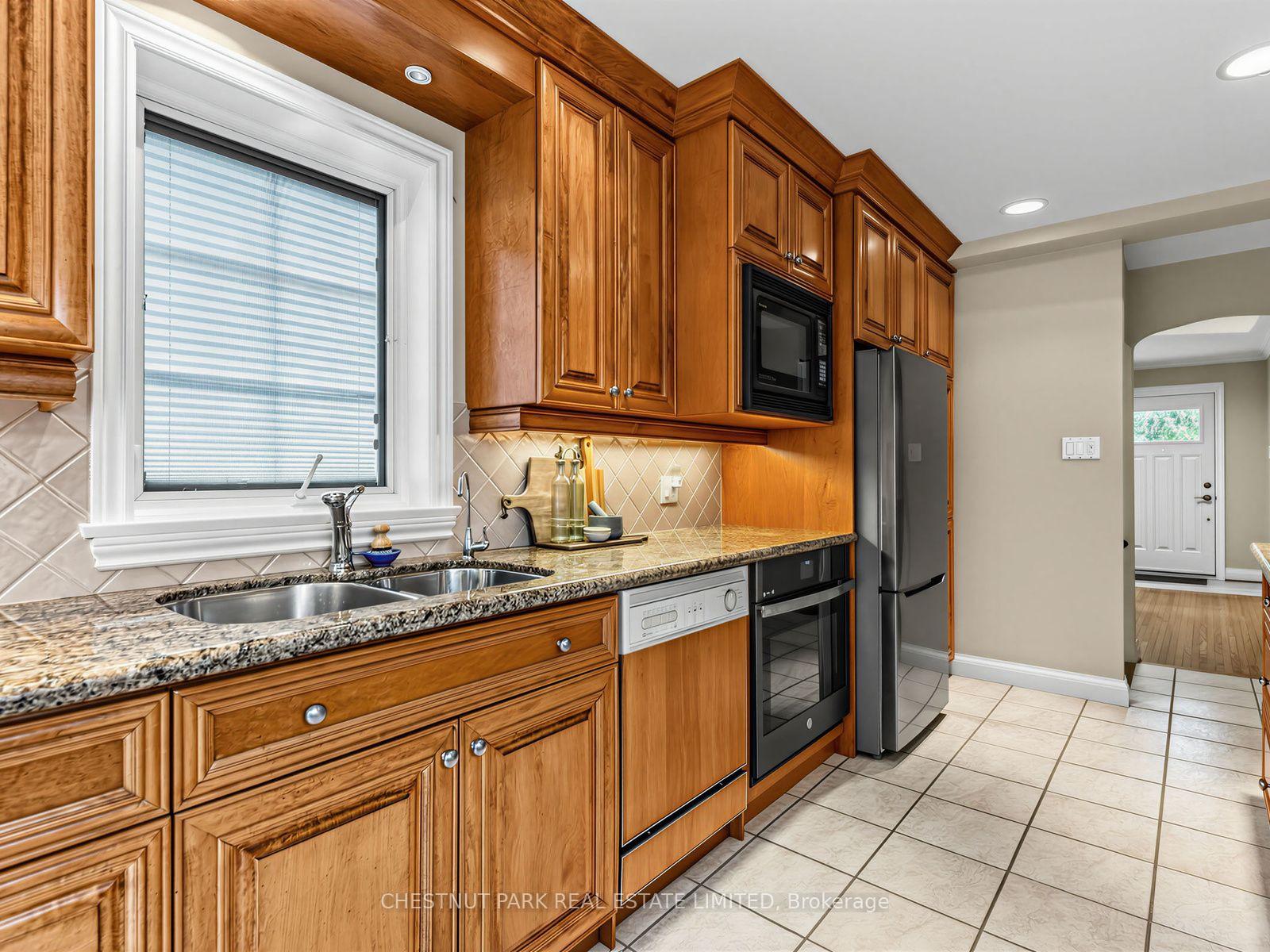 Photo 12 of 249 Hanna Road, Toronto, Leaside — HOMEH
