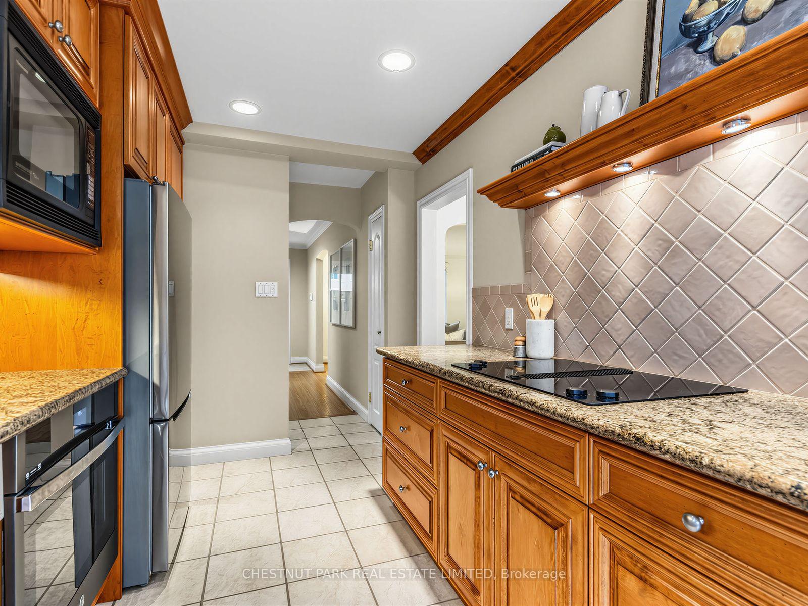 Photo 13 of 249 Hanna Road, Toronto, Leaside — HOMEH