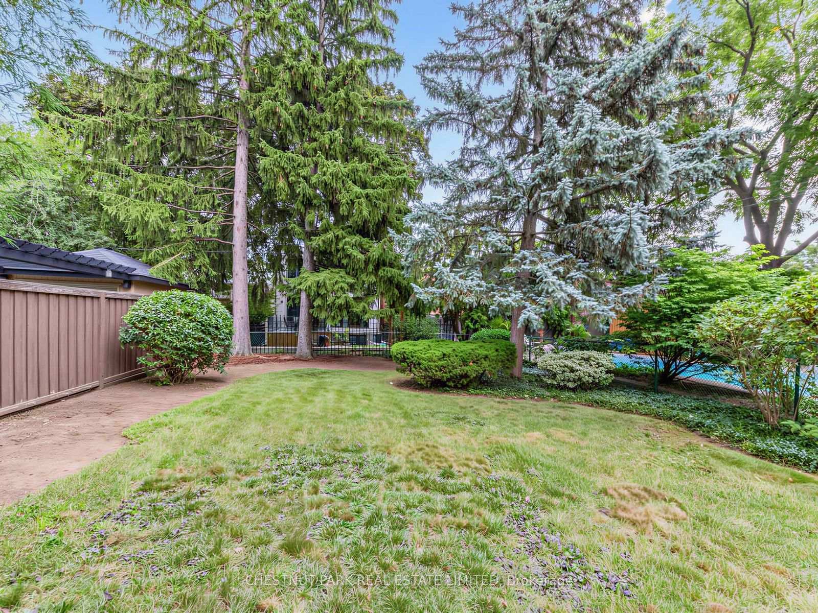 Photo 38 of 249 Hanna Road, Toronto, Leaside — HOMEH