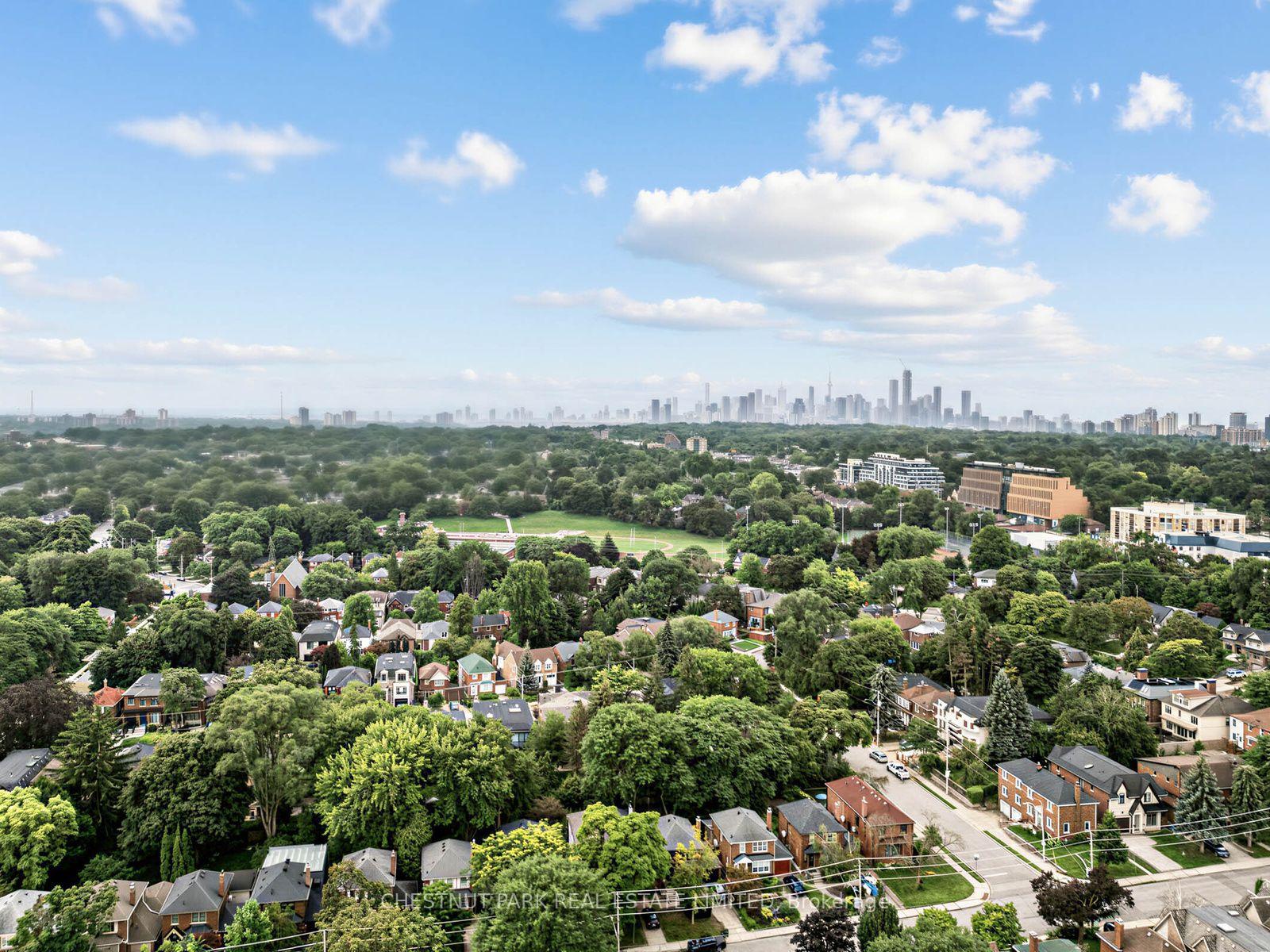 Photo 40 of 249 Hanna Road, Toronto, Leaside — HOMEH