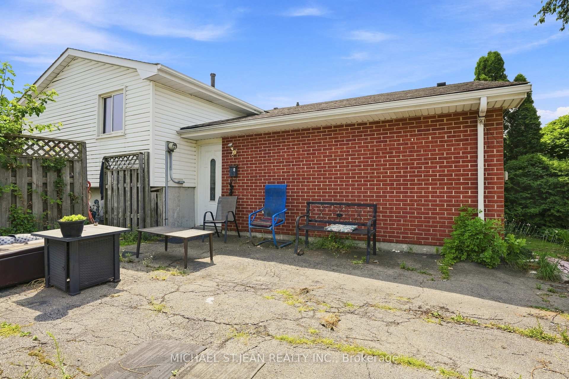 Photo 2 of 8 Brendan Court, Hamilton, Quinndale — HOMEH