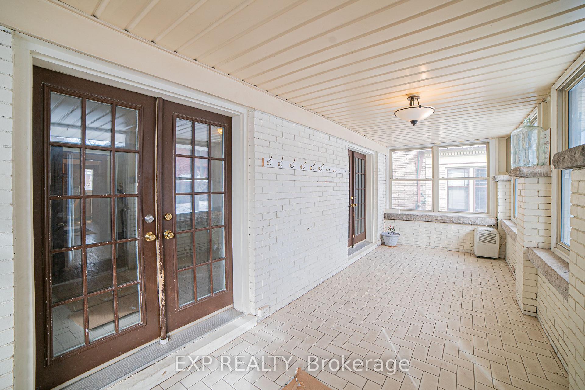 Photo 2 of Unit Main, 52 Proctor Boulevard, Hamilton, Glenview — HOMEH