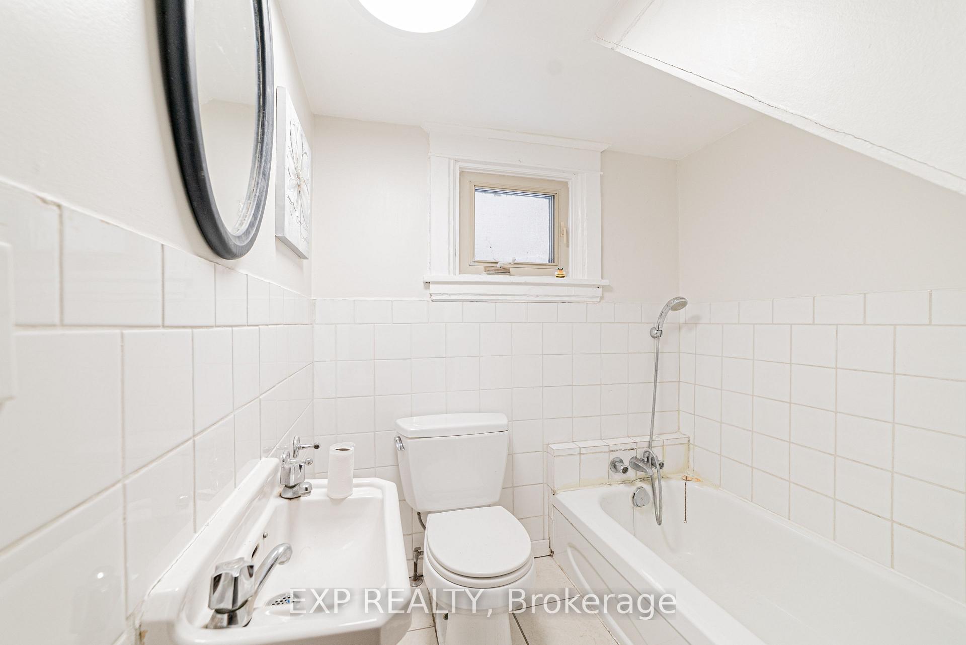 Photo 15 of Unit Main, 52 Proctor Boulevard, Hamilton, Glenview — HOMEH
