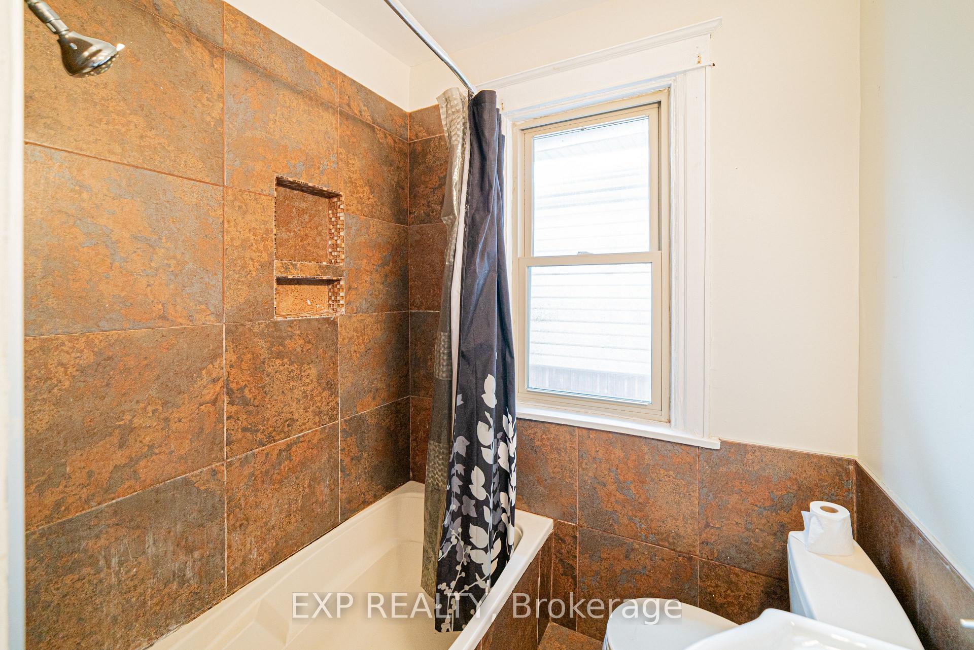 Photo 27 of Unit Main, 52 Proctor Boulevard, Hamilton, Glenview — HOMEH