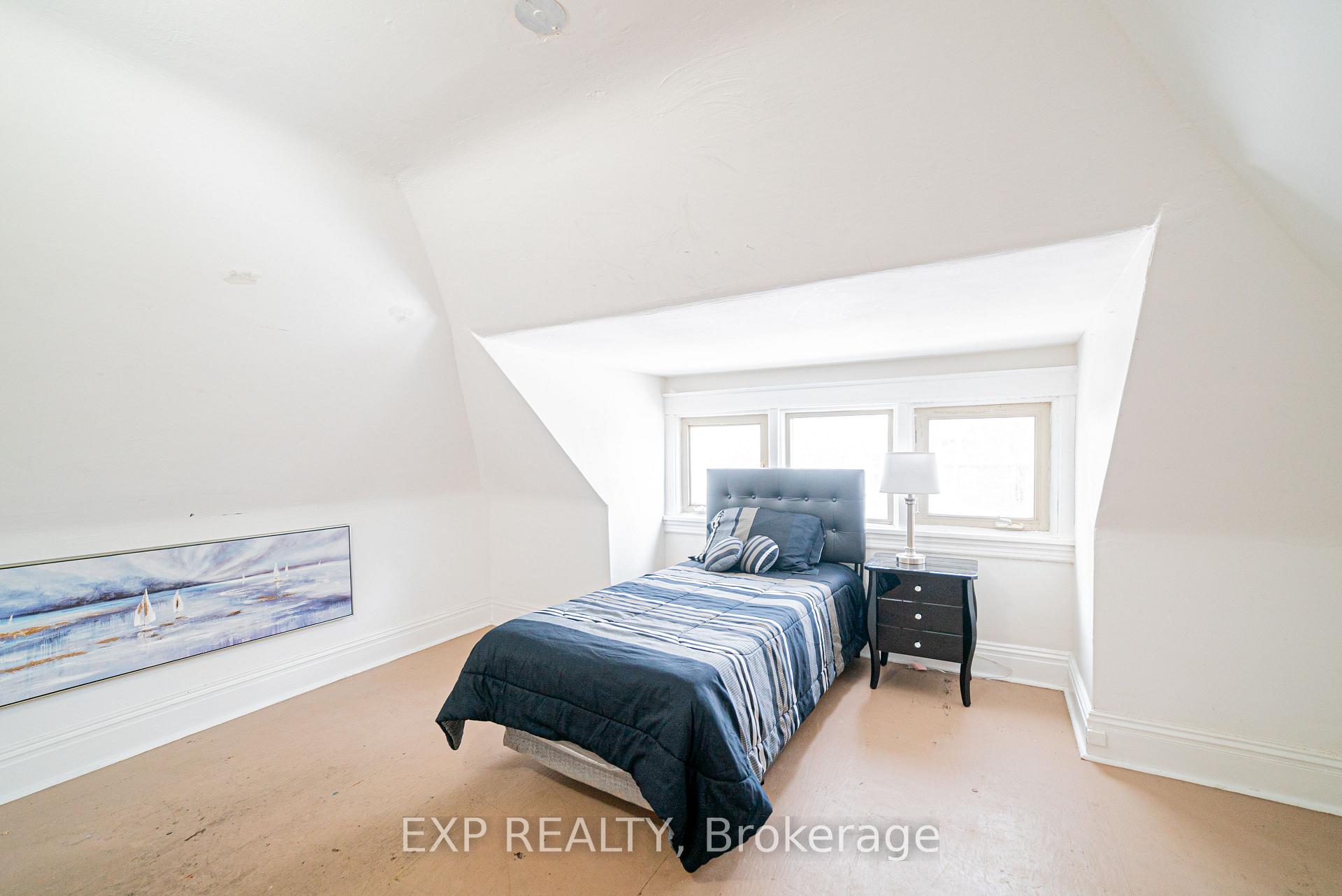 Photo 30 of Unit Main, 52 Proctor Boulevard, Hamilton, Glenview — HOMEH