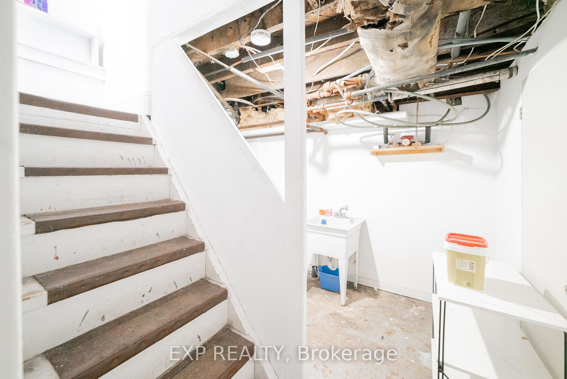 Photo 34 of Unit Main, 52 Proctor Boulevard, Hamilton, Glenview — HOMEH