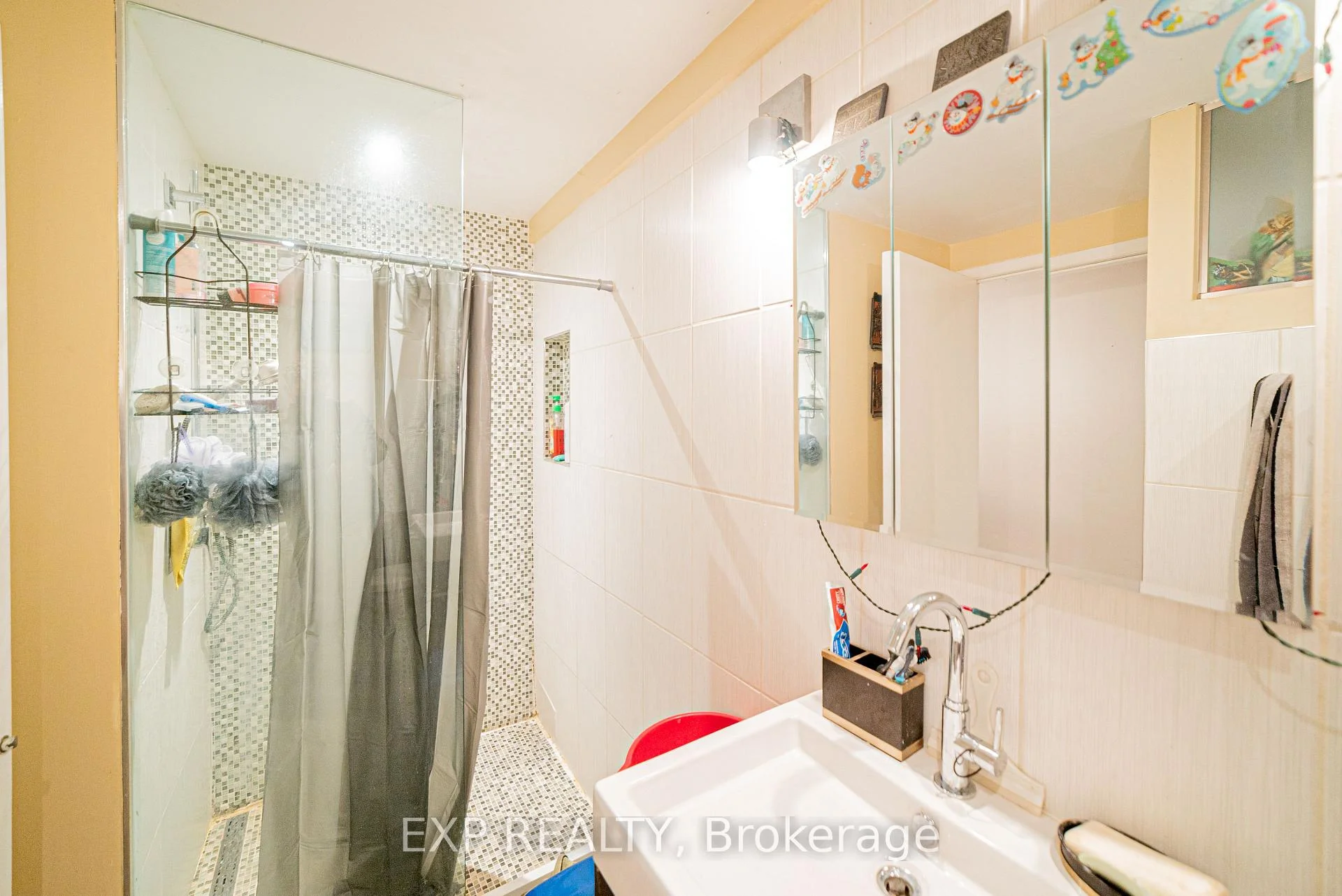 Photo 41 of Unit Main, 52 Proctor Boulevard, Hamilton, Glenview — HOMEH