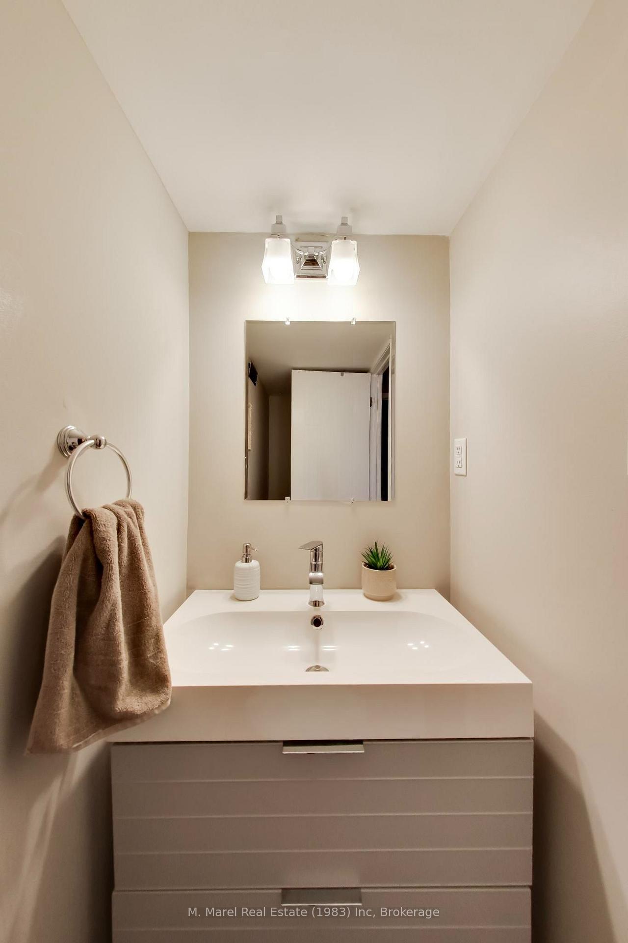 Photo 13 of Unit 617, 895 Maple Avenue, Burlington, Brant — HOMEH
