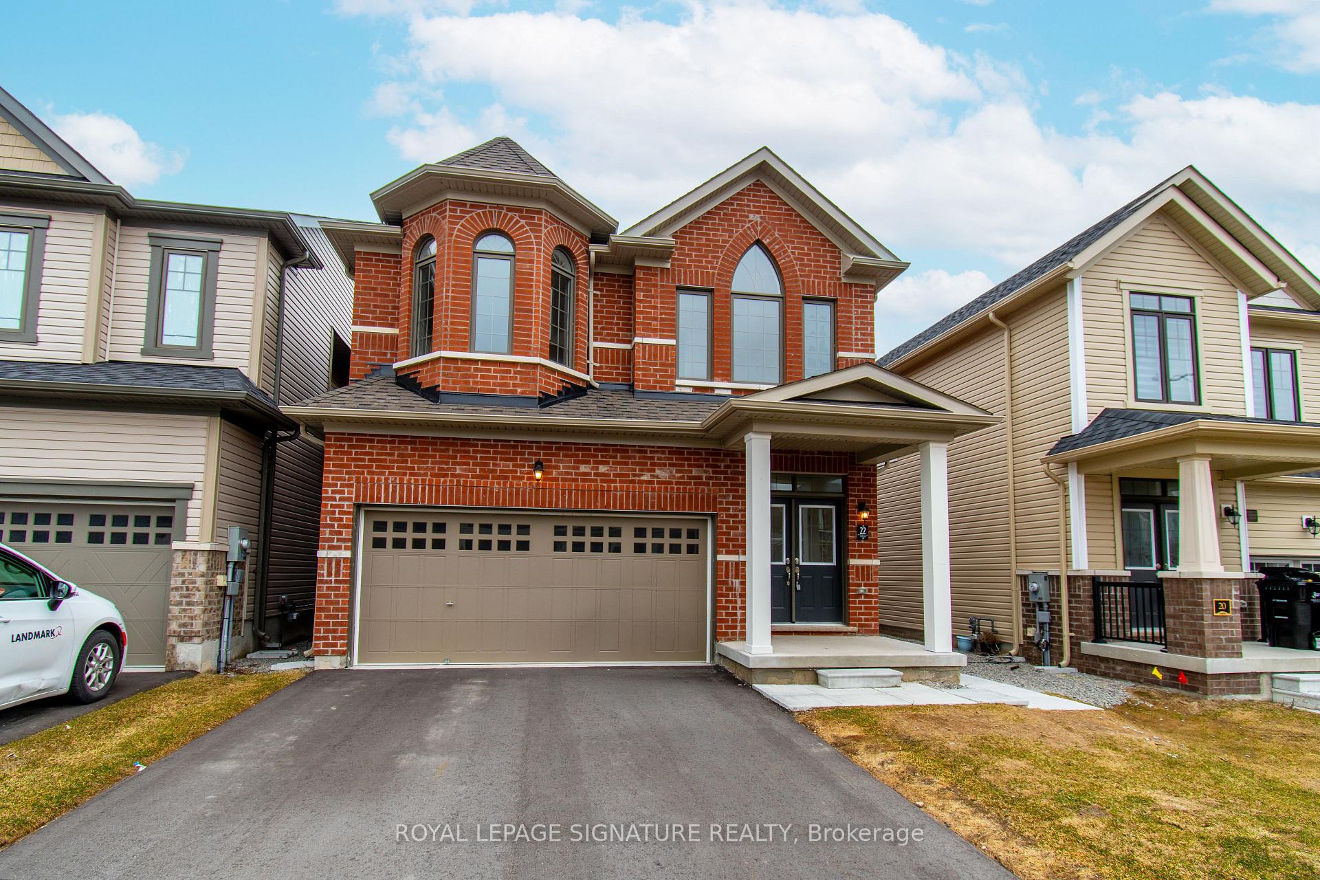 Photo 2 of 22 Prudhoe Terrace, Barrie, Rural Barrie Southeast — HOMEH