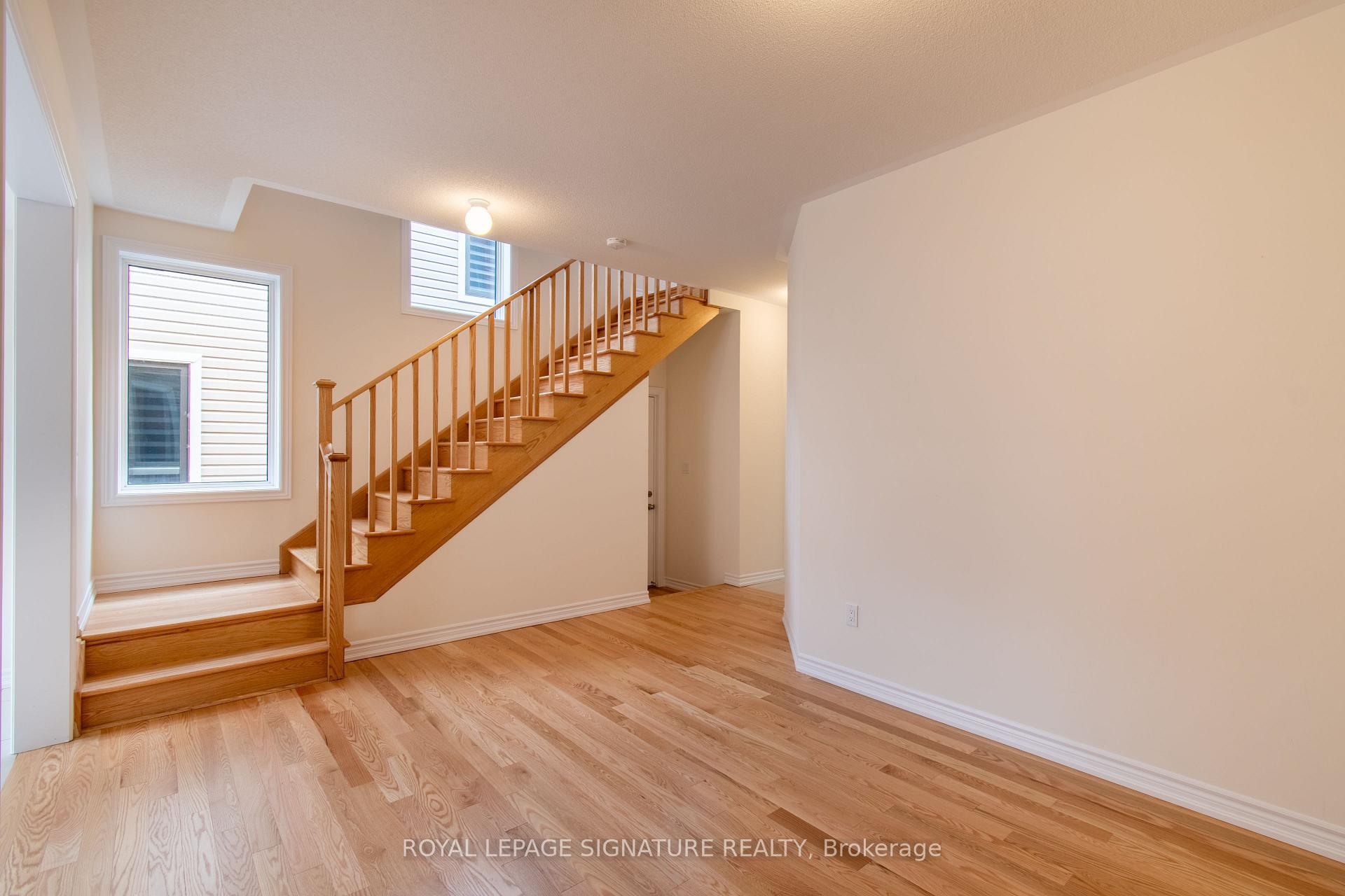 Photo 6 of 22 Prudhoe Terrace, Barrie, Rural Barrie Southeast — HOMEH