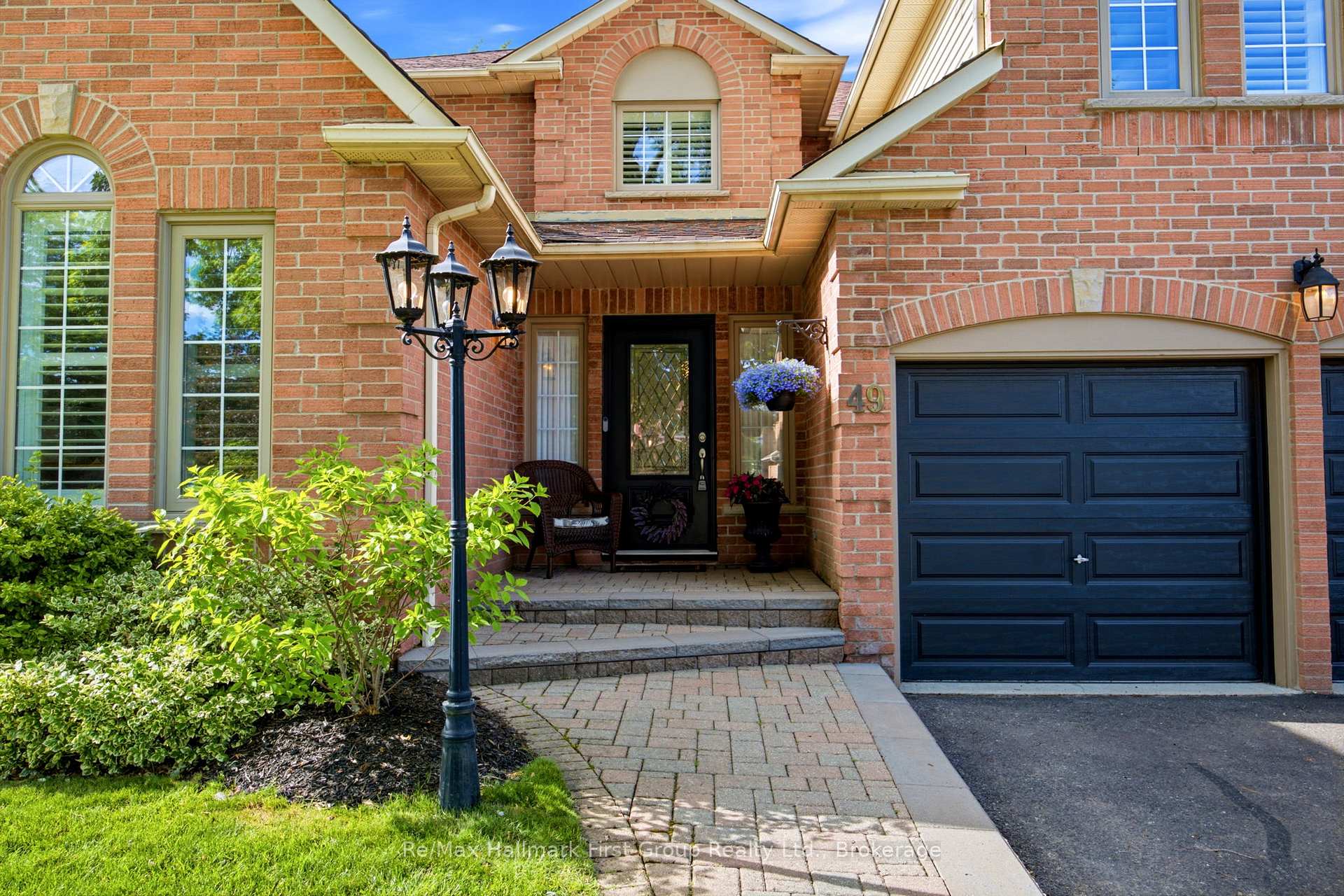 Photo 3 of 49 Rothean Drive, Whitby, Lynde Creek — HOMEH