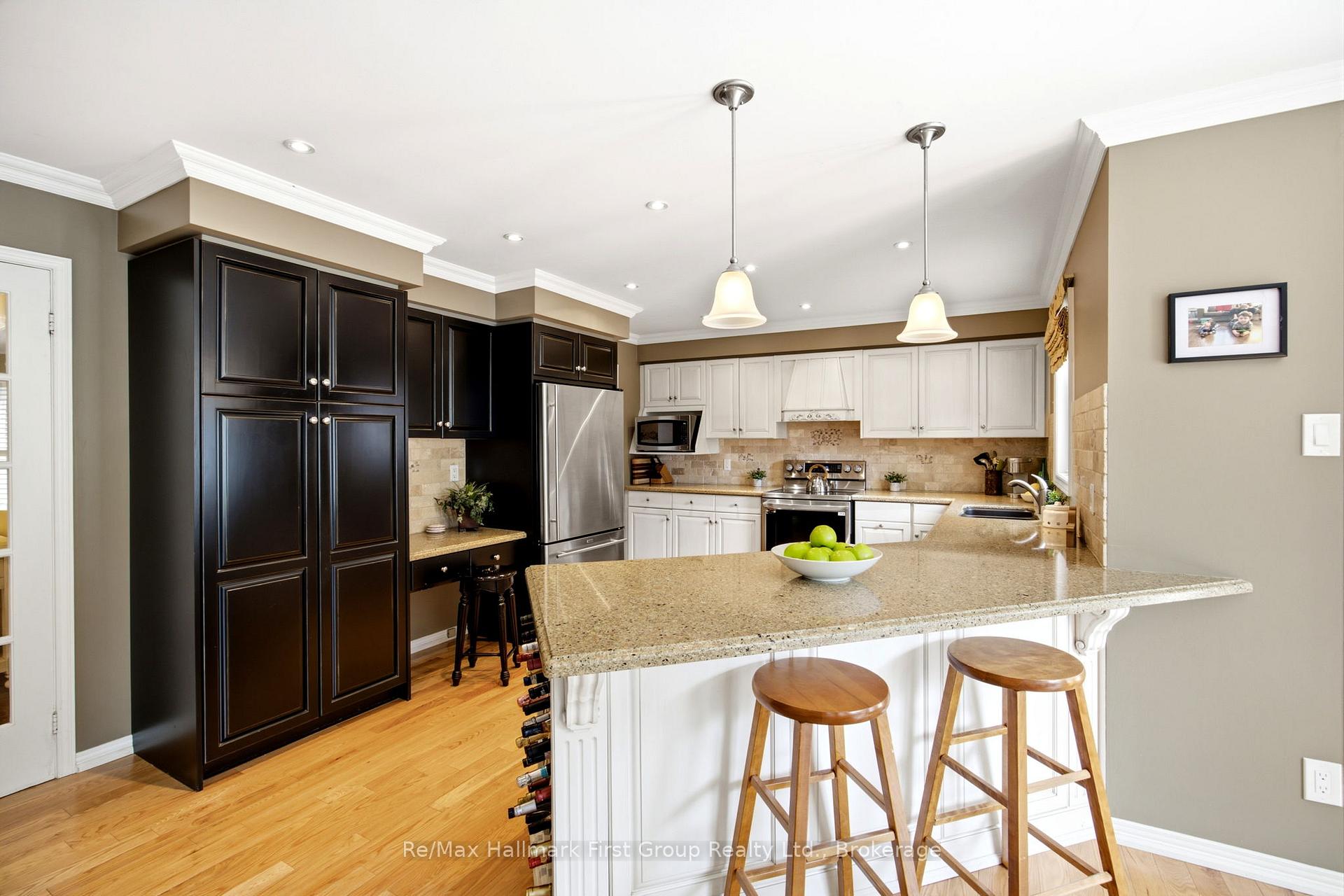 Photo 20 of 49 Rothean Drive, Whitby, Lynde Creek — HOMEH