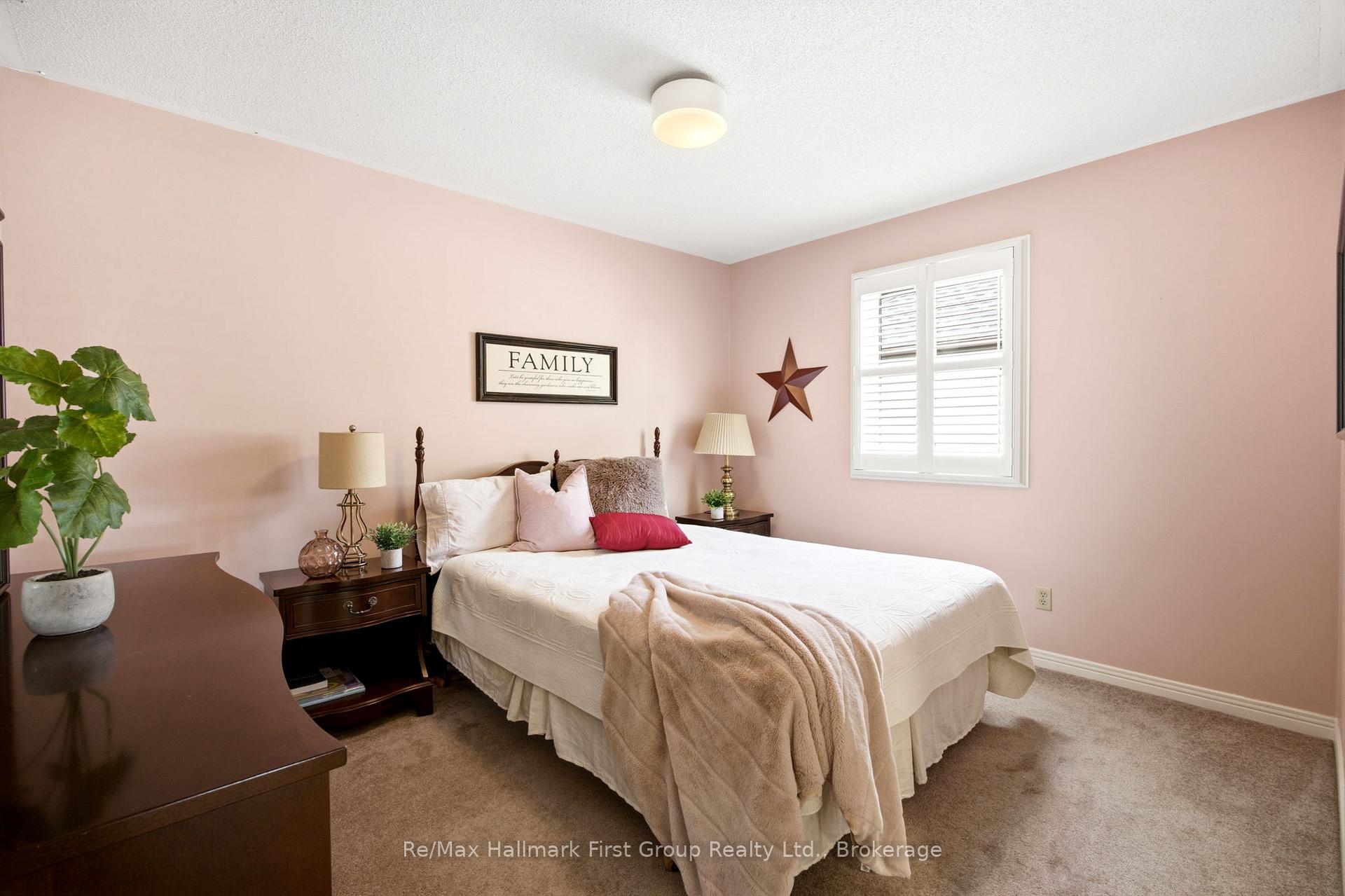 Photo 37 of 49 Rothean Drive, Whitby, Lynde Creek — HOMEH