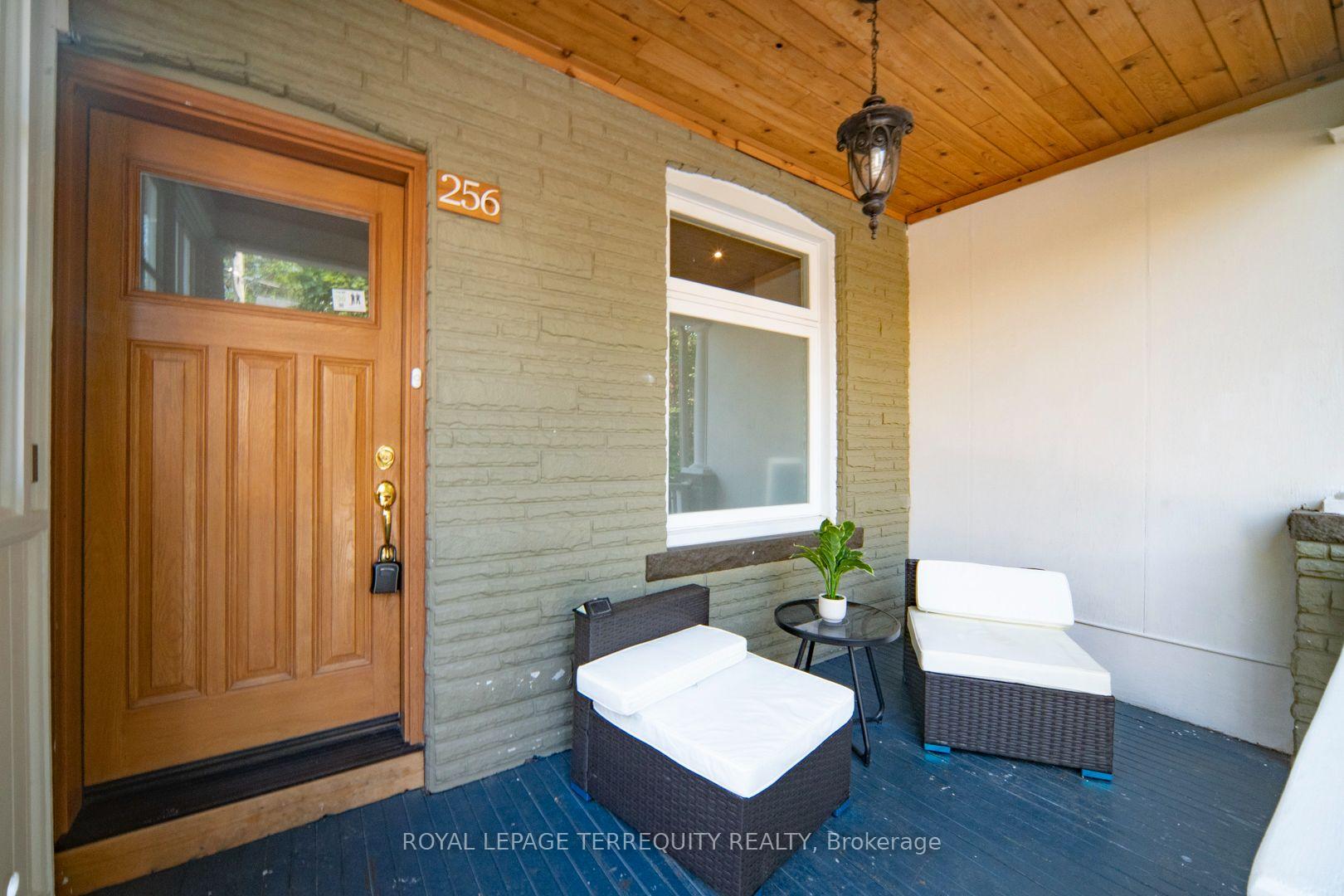 Photo 3 of Unit B, 256 Boston Avenue, Toronto, South Riverdale — HOMEH