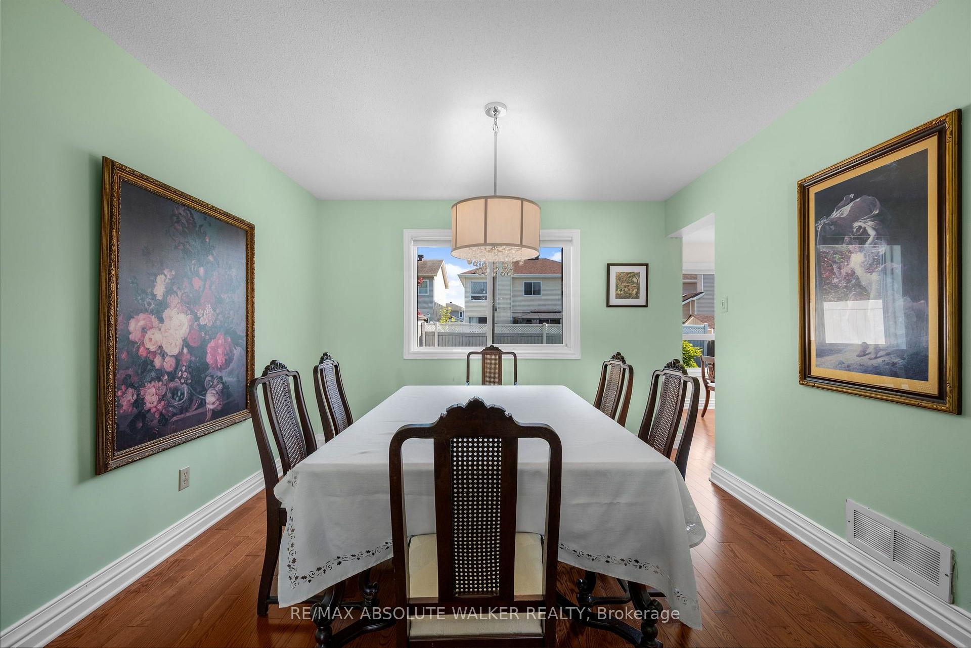Photo 9 of 6161 Lariviere Crescent, Ottawa, Chapel Hill South - Orleans Village — HOMEH