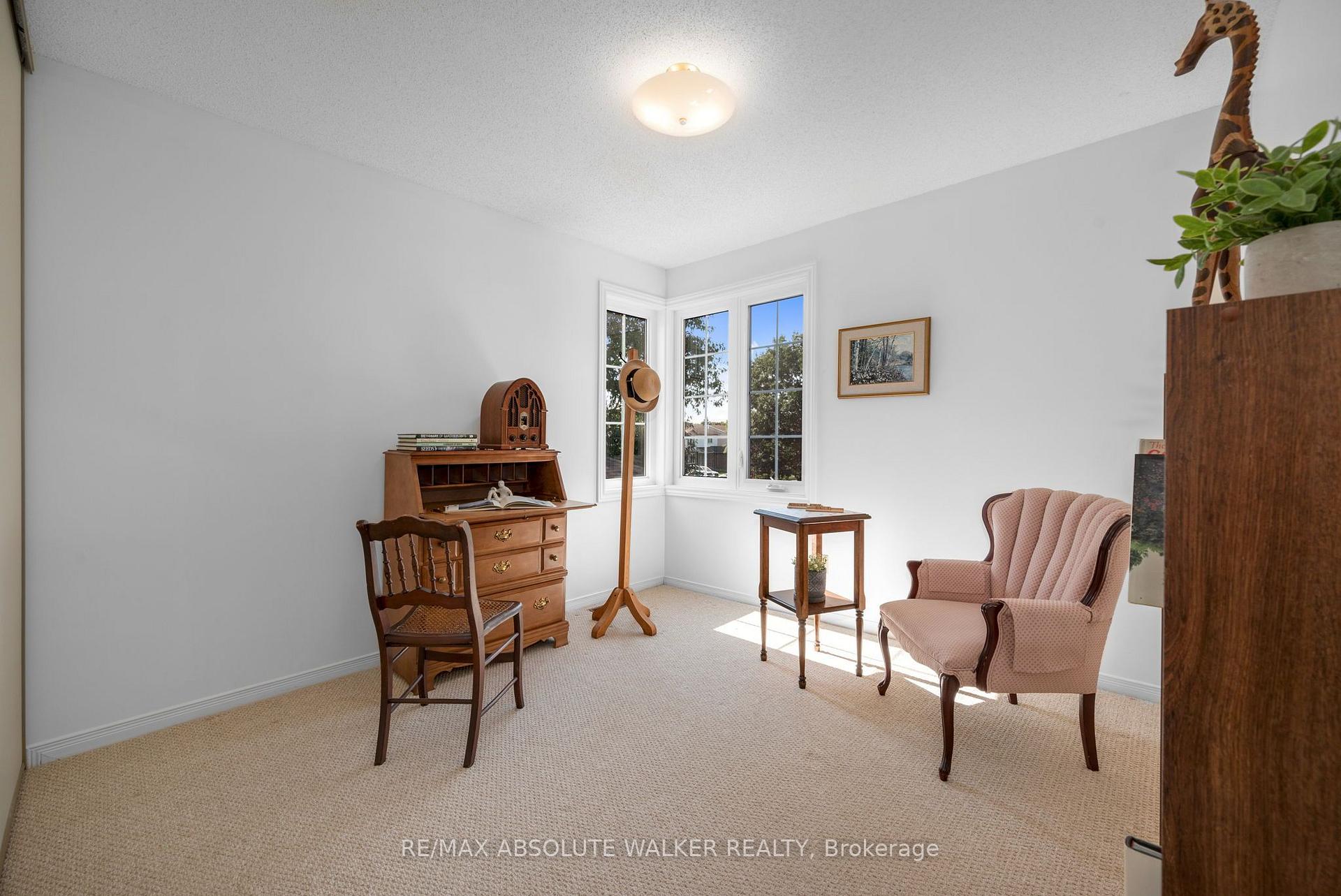 Photo 24 of 6161 Lariviere Crescent, Ottawa, Chapel Hill South - Orleans Village — HOMEH