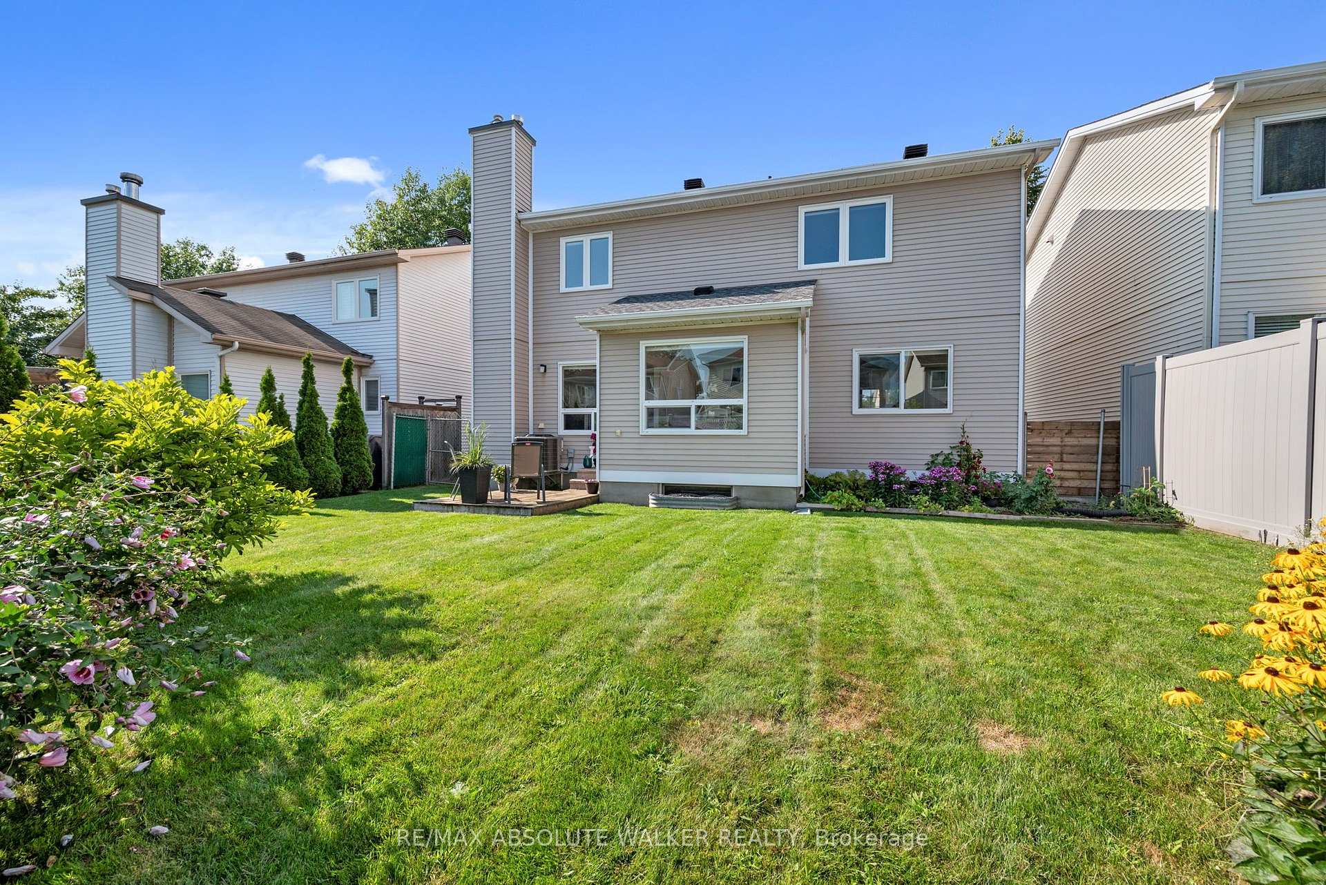 Photo 34 of 6161 Lariviere Crescent, Ottawa, Chapel Hill South - Orleans Village — HOMEH