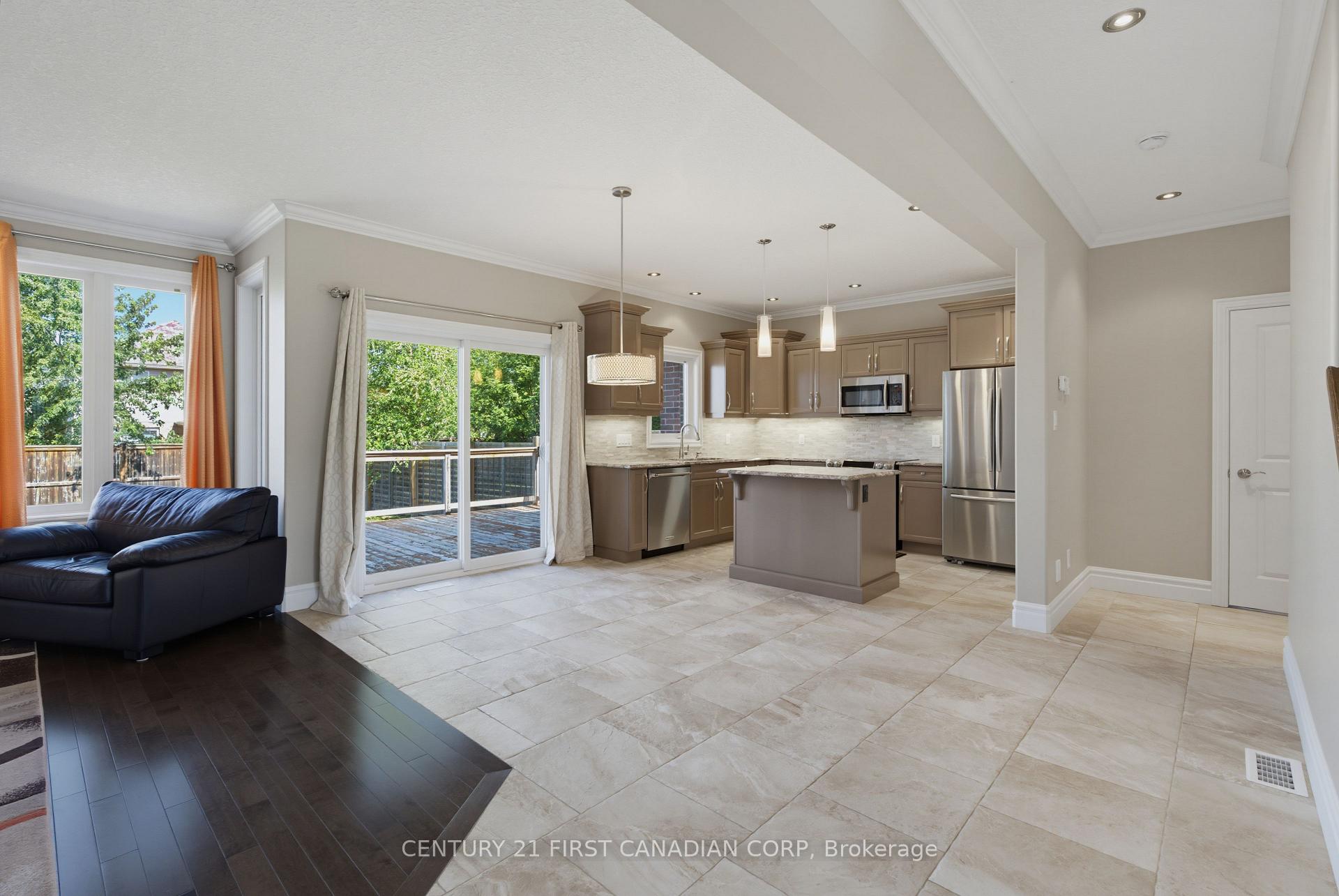 Photo 12 of 3429 Singleton Avenue, London, South V — HOMEH