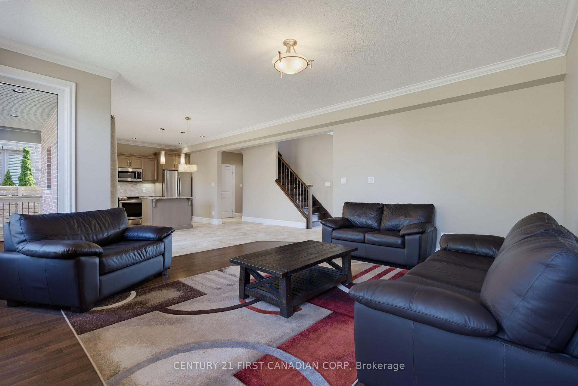 Photo 20 of 3429 Singleton Avenue, London, South V — HOMEH