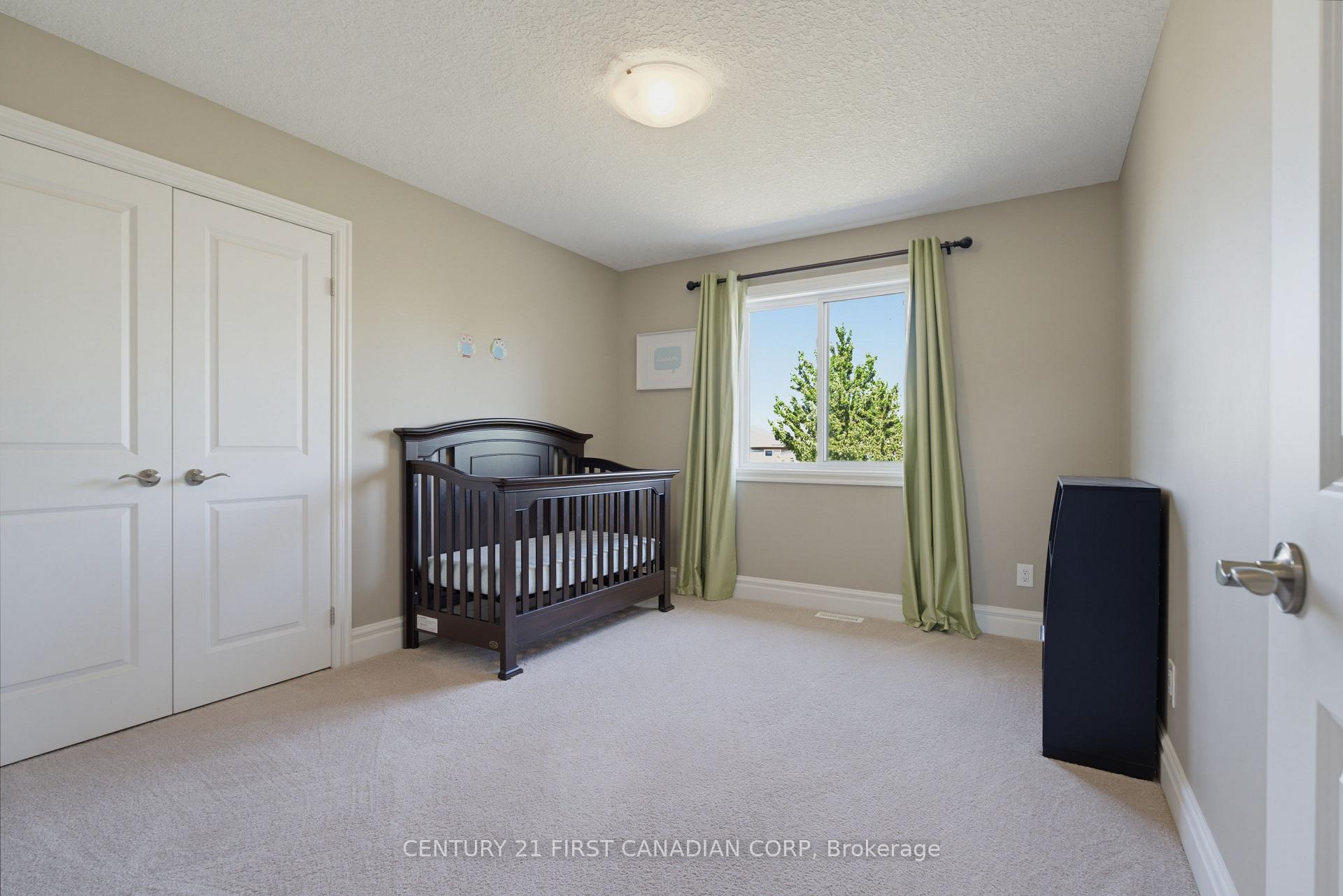 Photo 27 of 3429 Singleton Avenue, London, South V — HOMEH