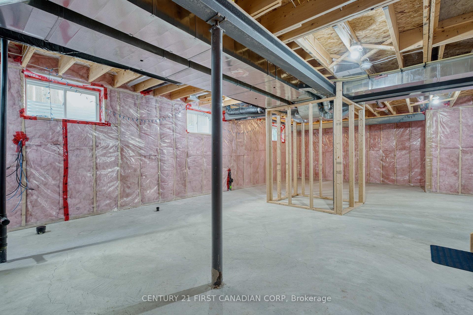 Photo 38 of 3429 Singleton Avenue, London, South V — HOMEH