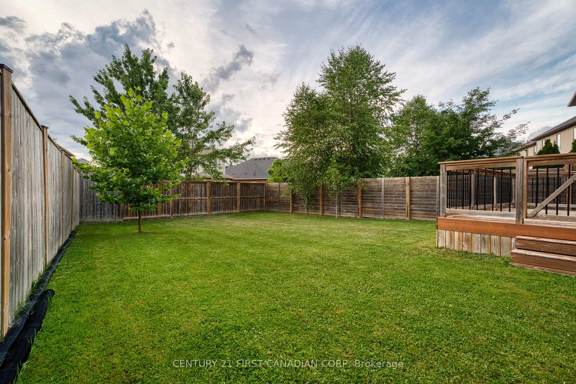 Photo 40 of 3429 Singleton Avenue, London, South V — HOMEH