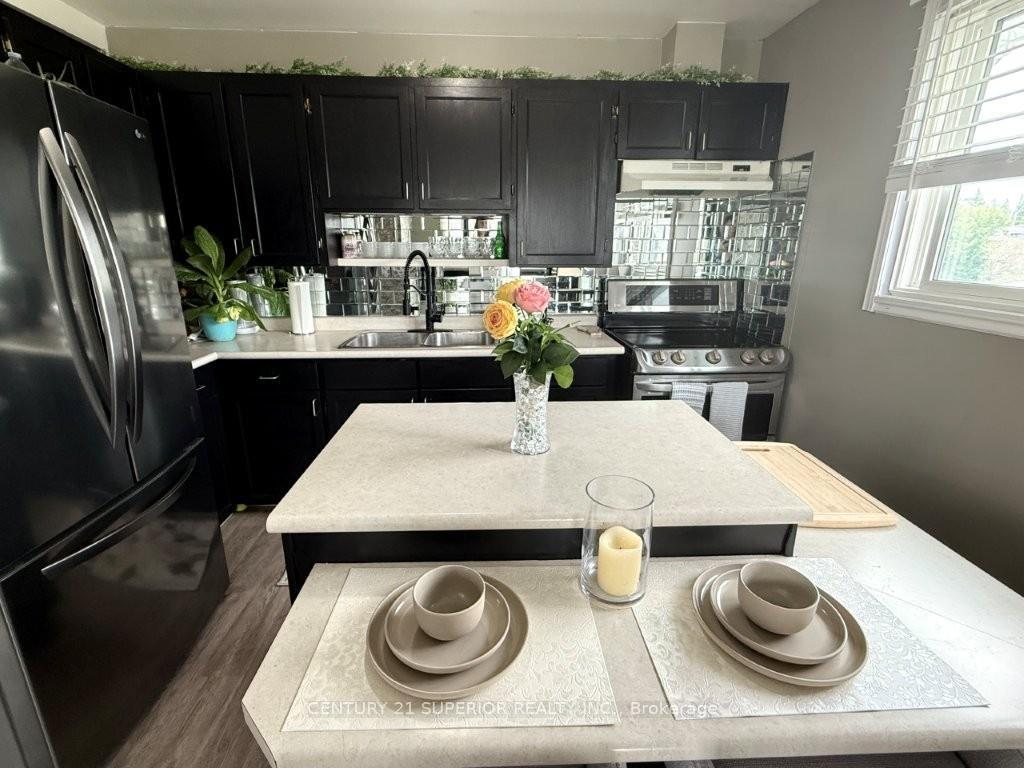 Photo 11 of 114 Northwood Drive, Greenstone, TB-98 — HOMEH