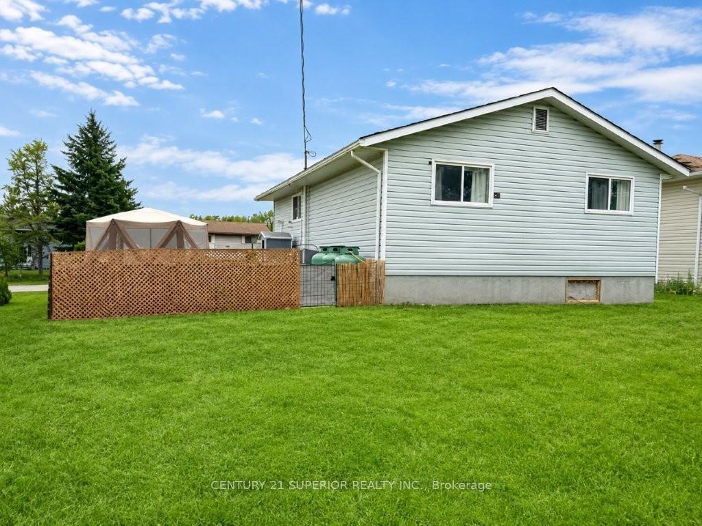 Photo 46 of 114 Northwood Drive, Greenstone, TB-98 — HOMEH
