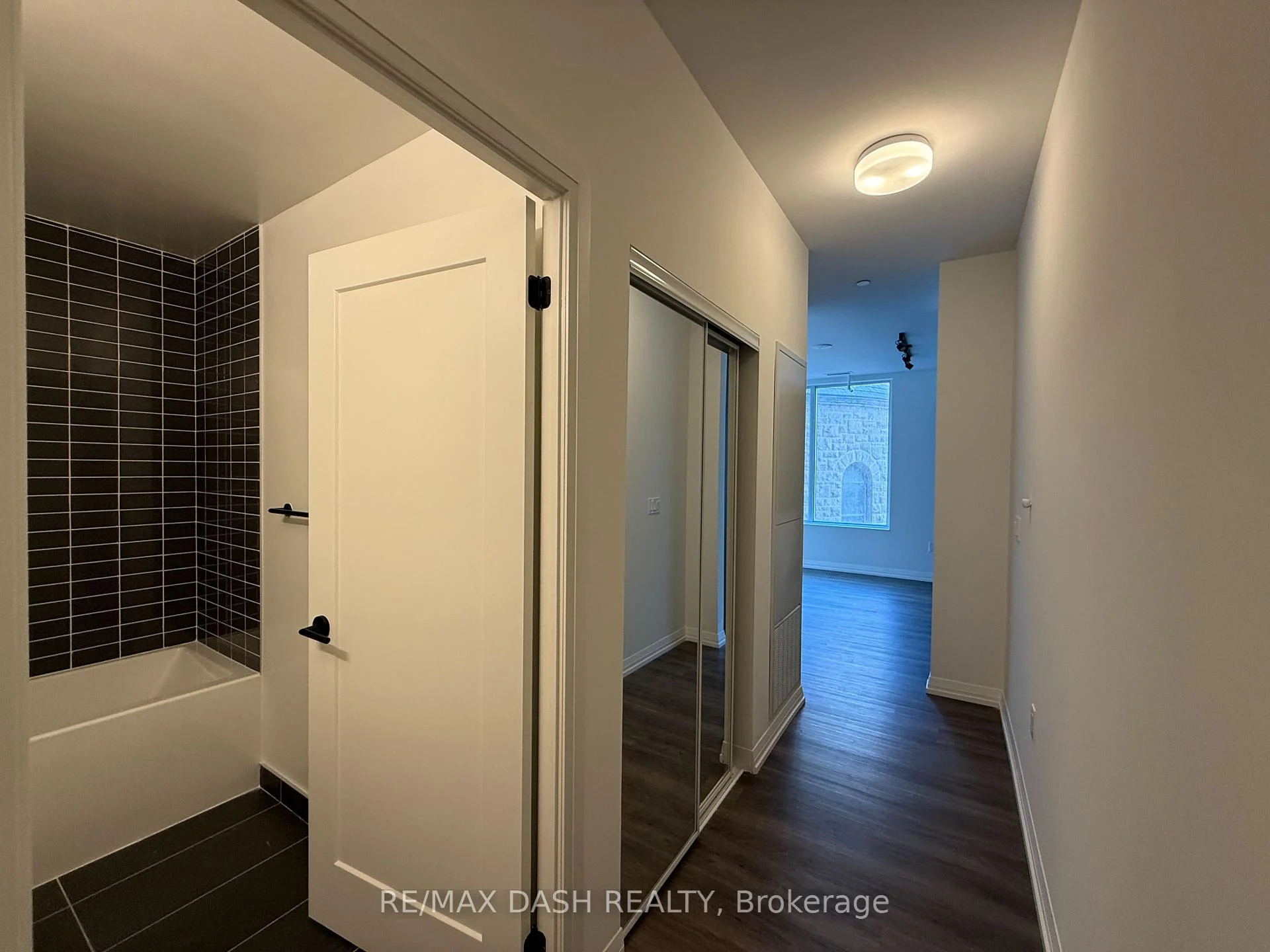 Photo 10 of Unit 410, 280 Dundas Street S, Toronto, University — HOMEH