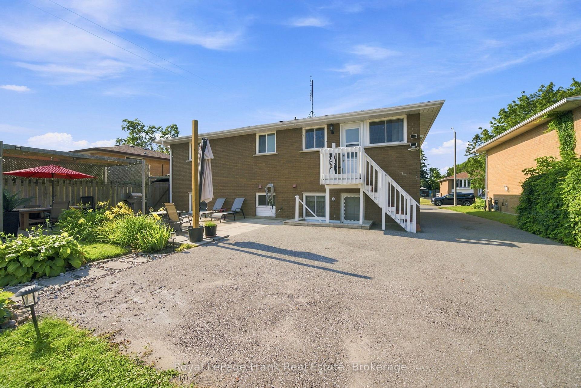 Photo 42 of 317 Dwight Avenue, Oshawa, Lakeview — HOMEH
