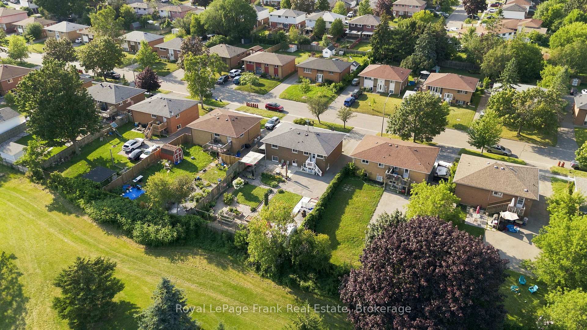 Photo 46 of 317 Dwight Avenue, Oshawa, Lakeview — HOMEH