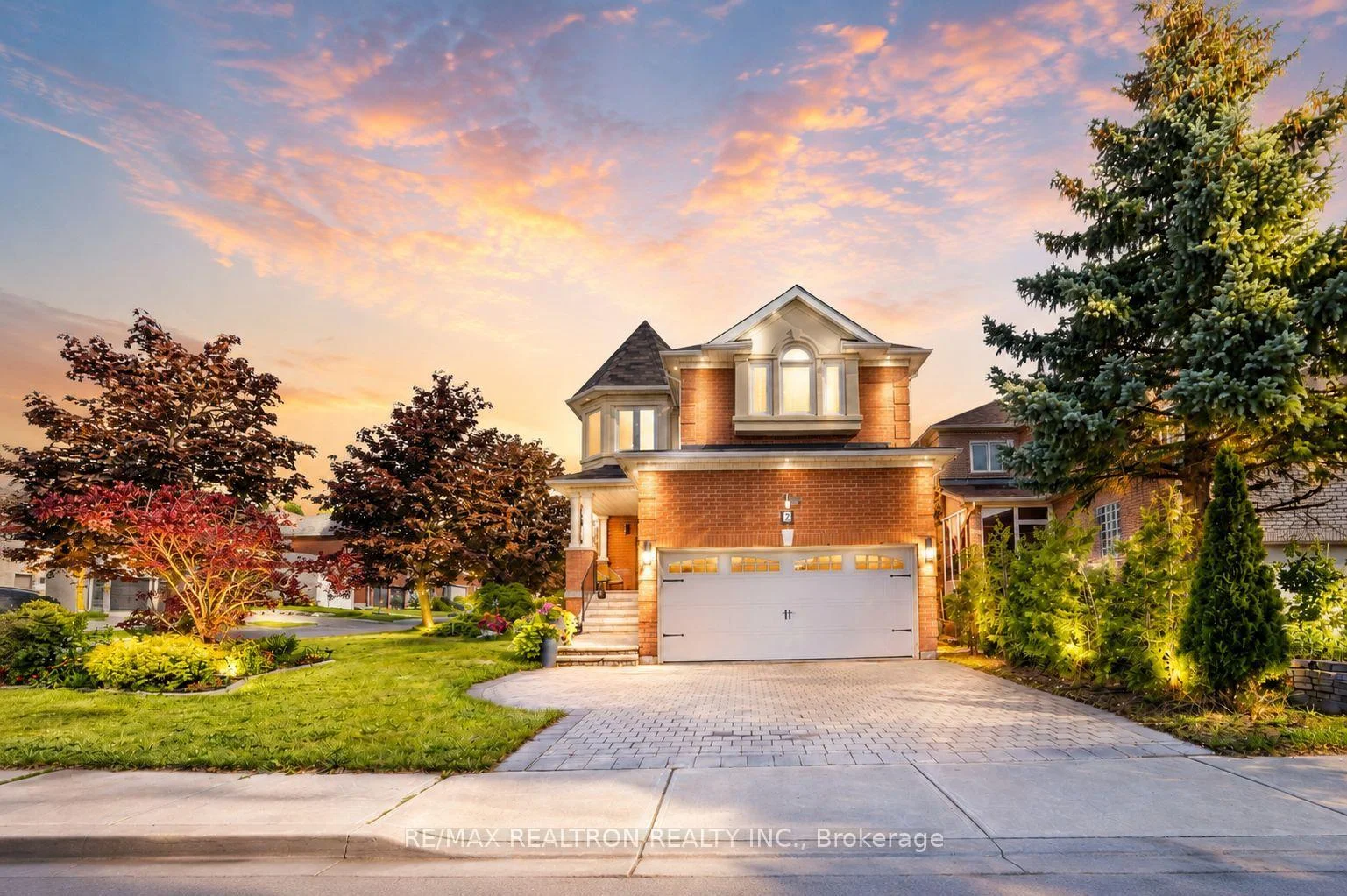 Front of 2 Rocksprings Avenue