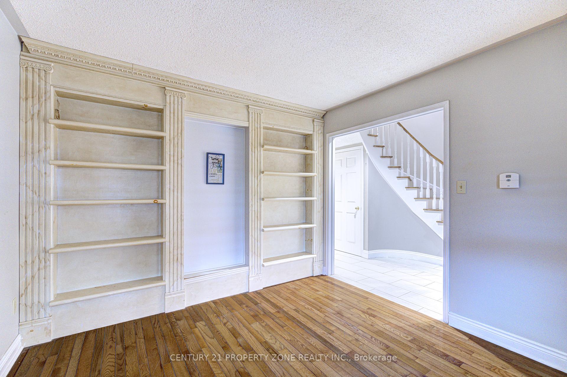 Photo 6 of 4 Compton Court, Caledon, Bolton East — HOMEH
