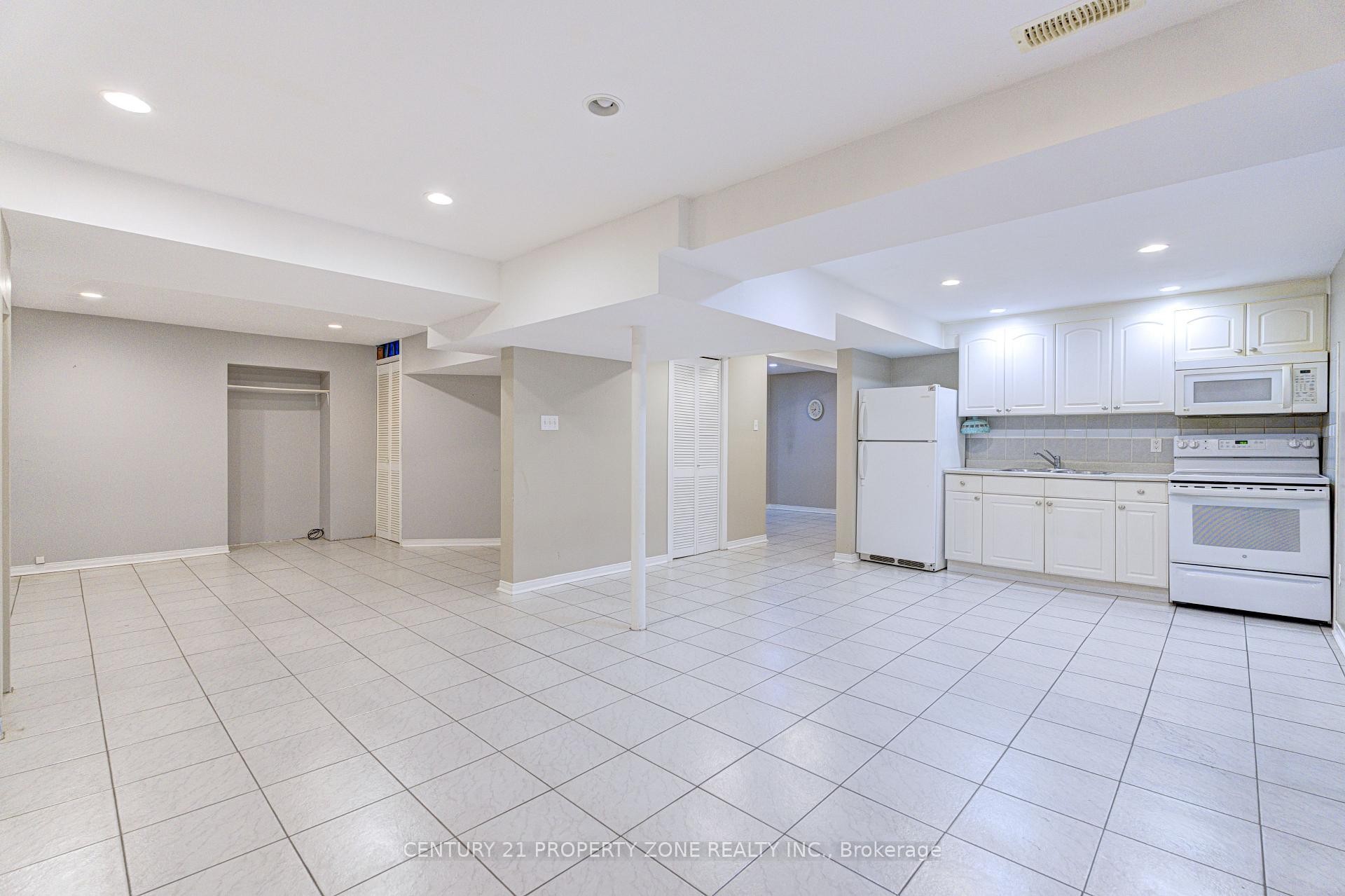 Photo 35 of 4 Compton Court, Caledon, Bolton East — HOMEH