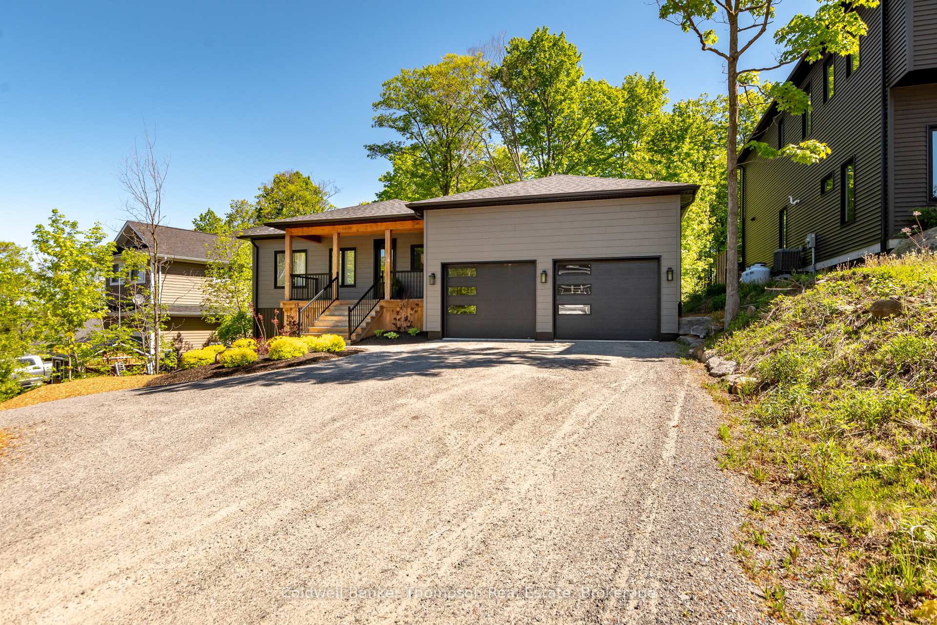 Photo 46 of 14 Mackenzie Drive, Huntsville — HOMEH