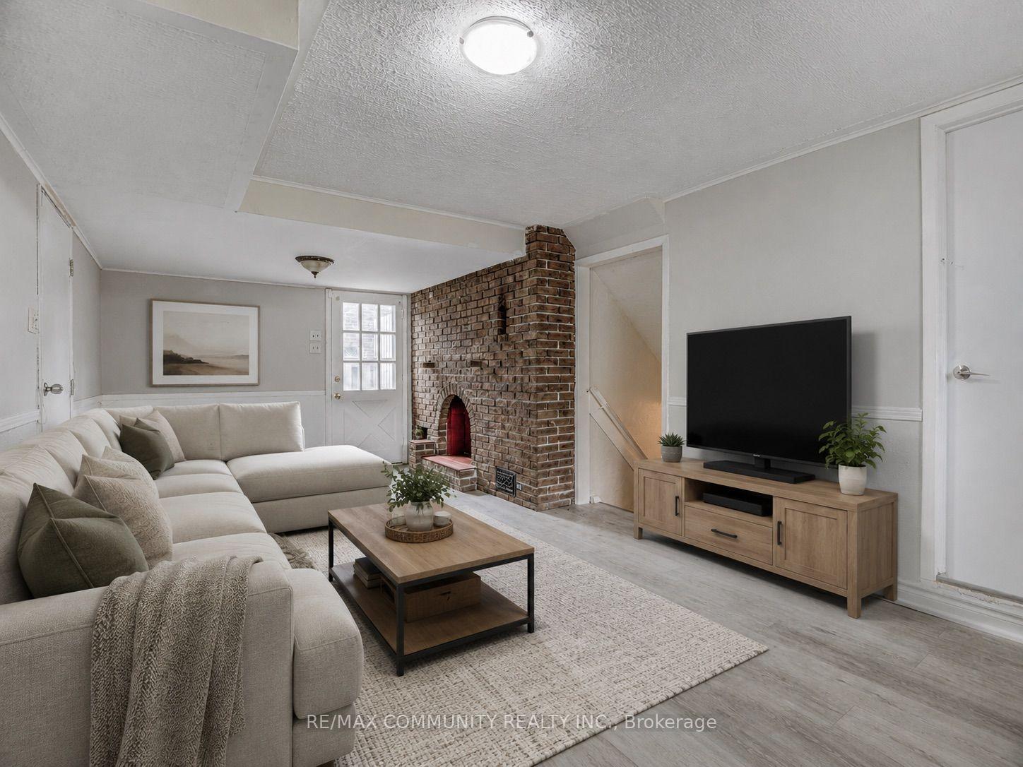 Photo 8 of 122 Bryant Road, Ajax, South East — HOMEH
