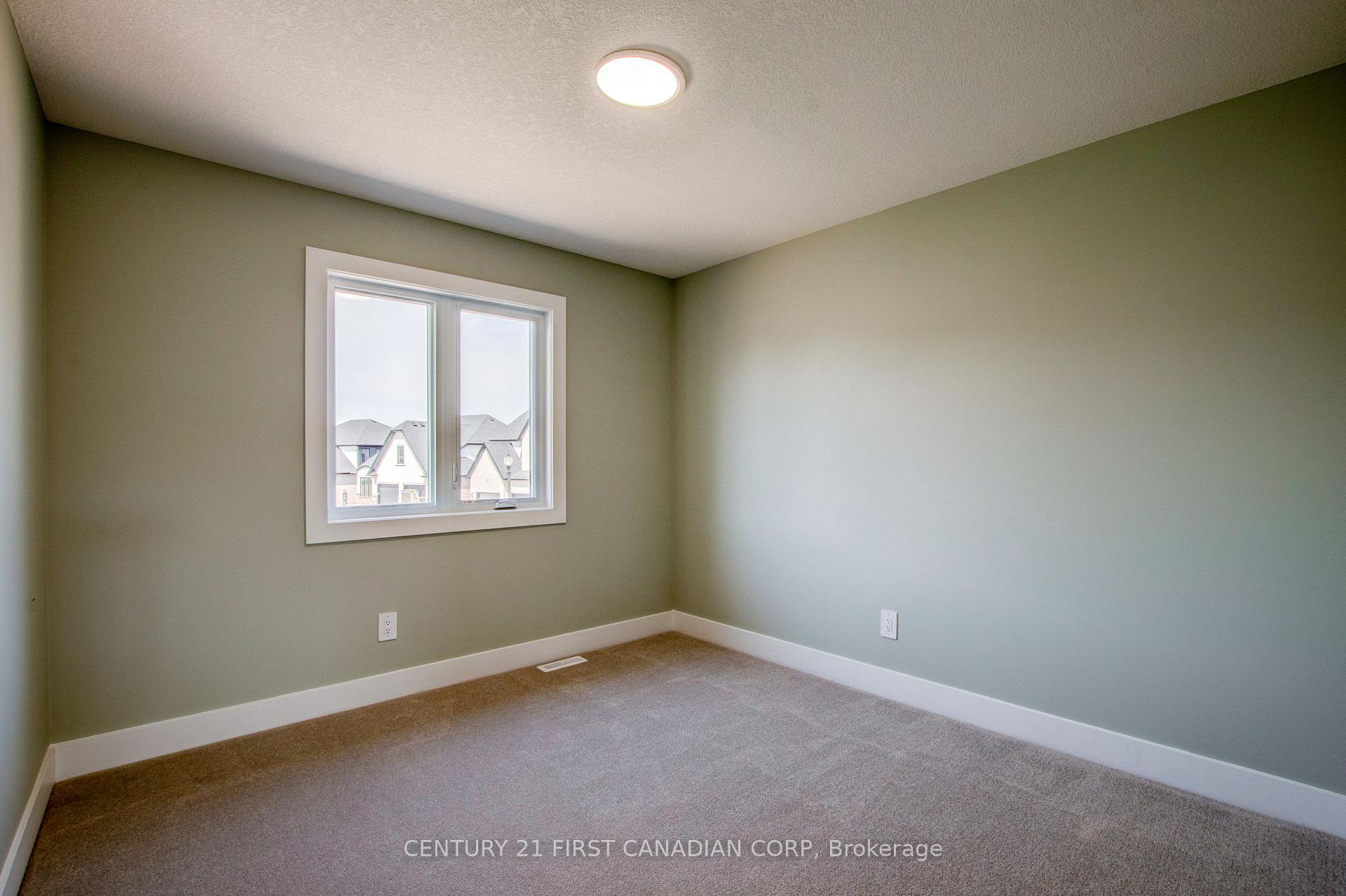 Photo 33 of 100 Aspen Circle, Thames Centre, Thorndale — HOMEH
