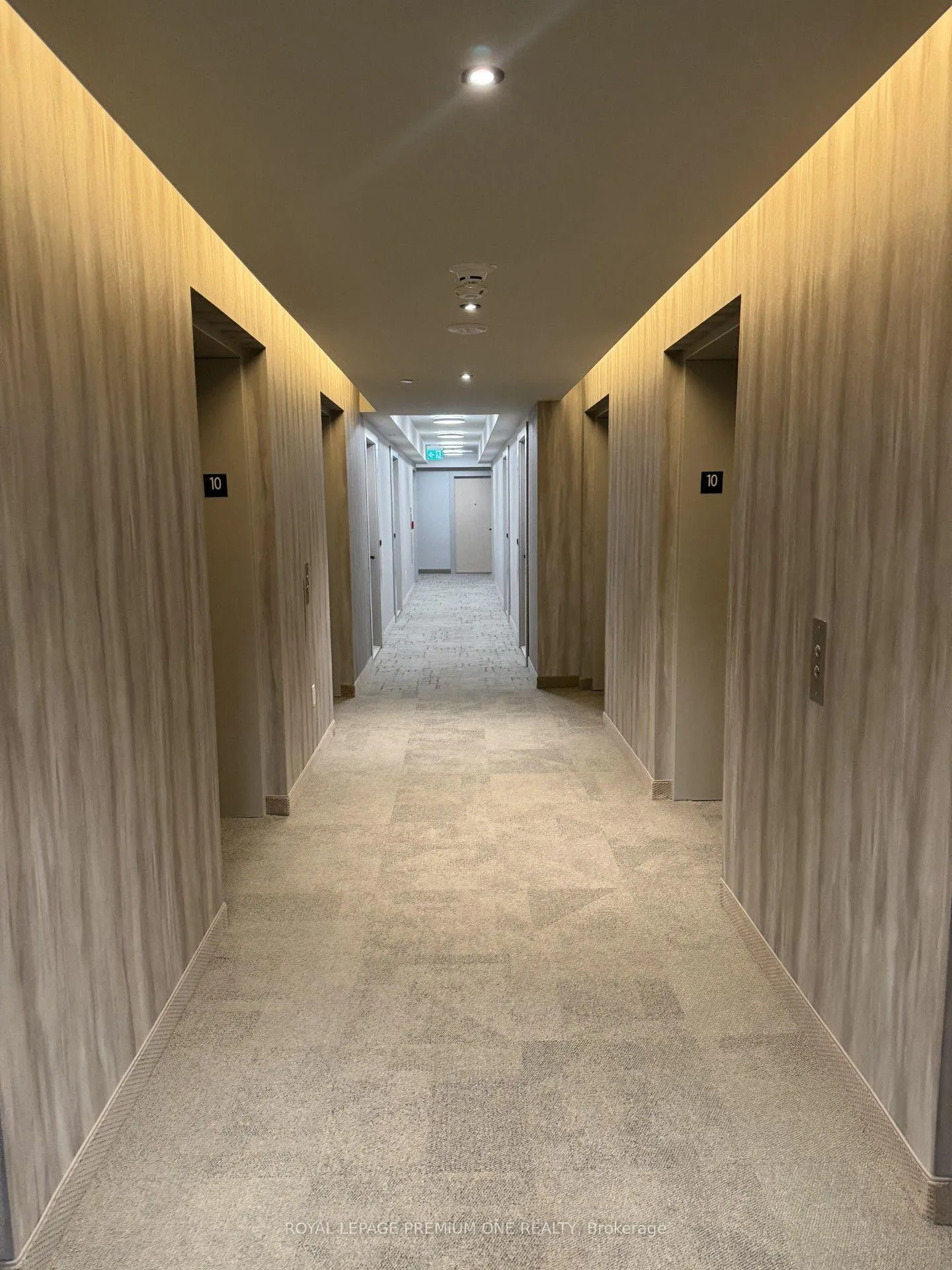 Photo 4 of Unit 1012, 195 Commerce Street, Vaughan, Vaughan Corporate Centre — HOMEH