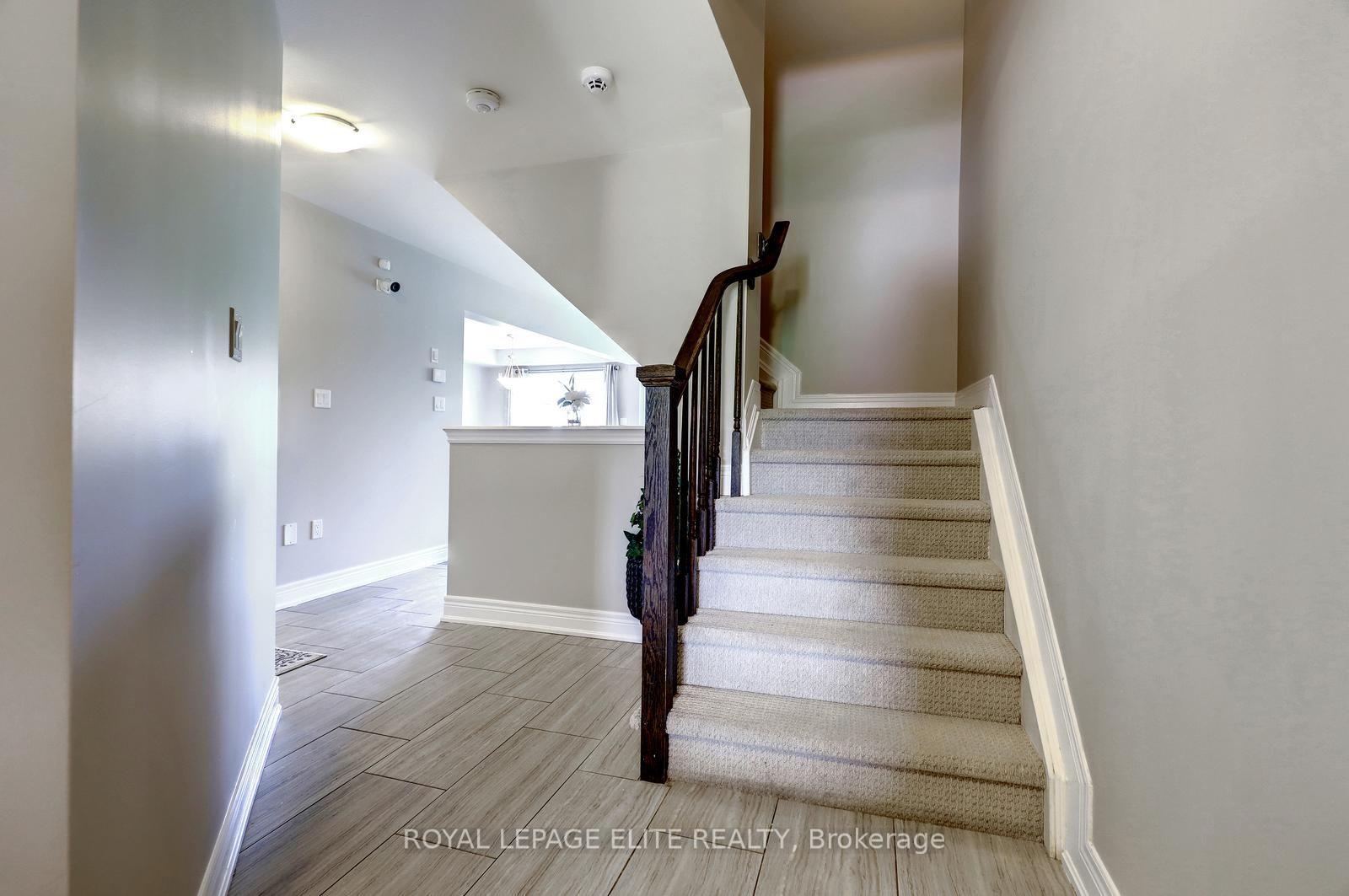 Photo 7 of 8025 Cole Court, Niagara Falls, Oldfield — HOMEH