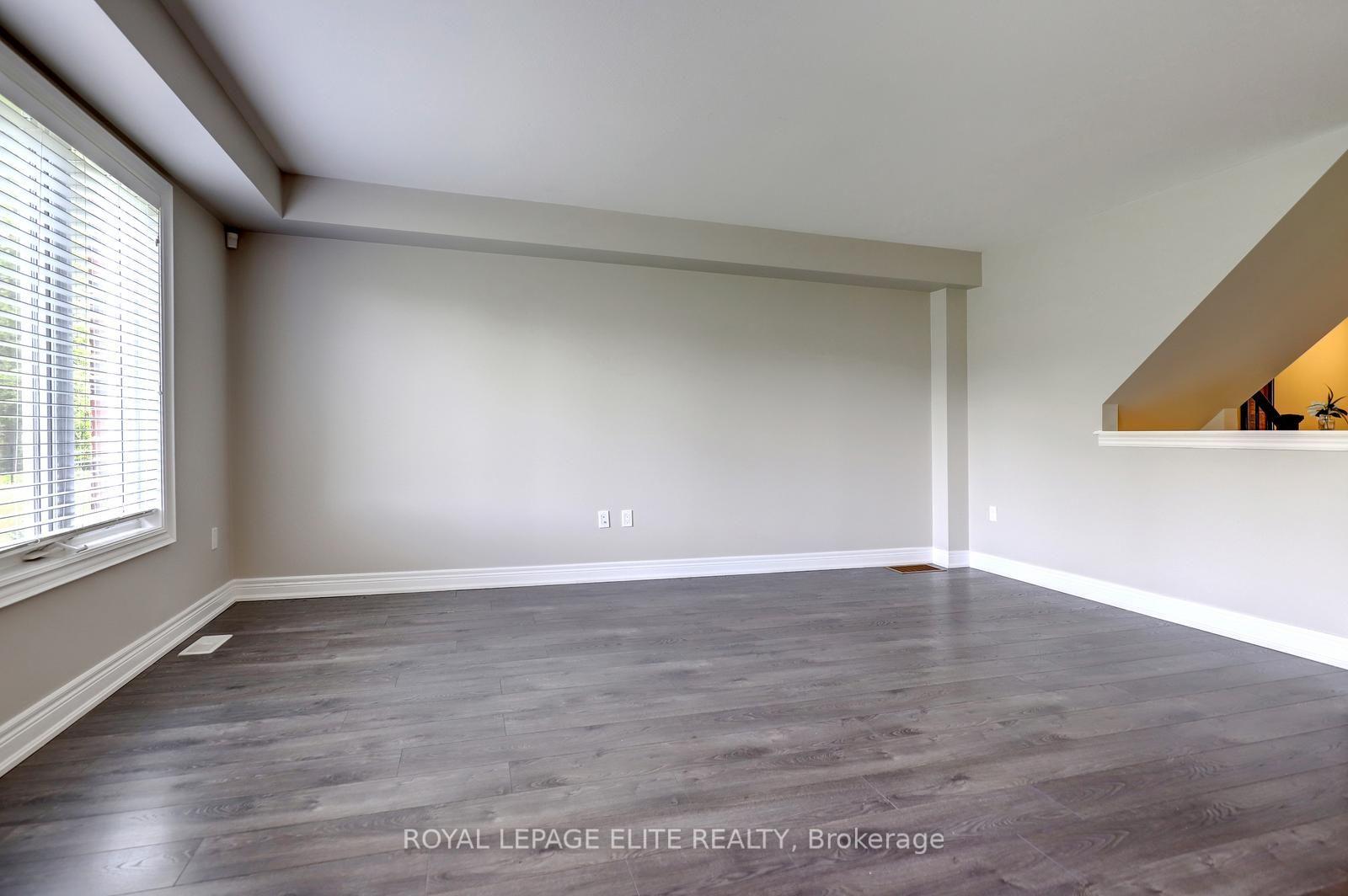 Photo 10 of 8025 Cole Court, Niagara Falls, Oldfield — HOMEH